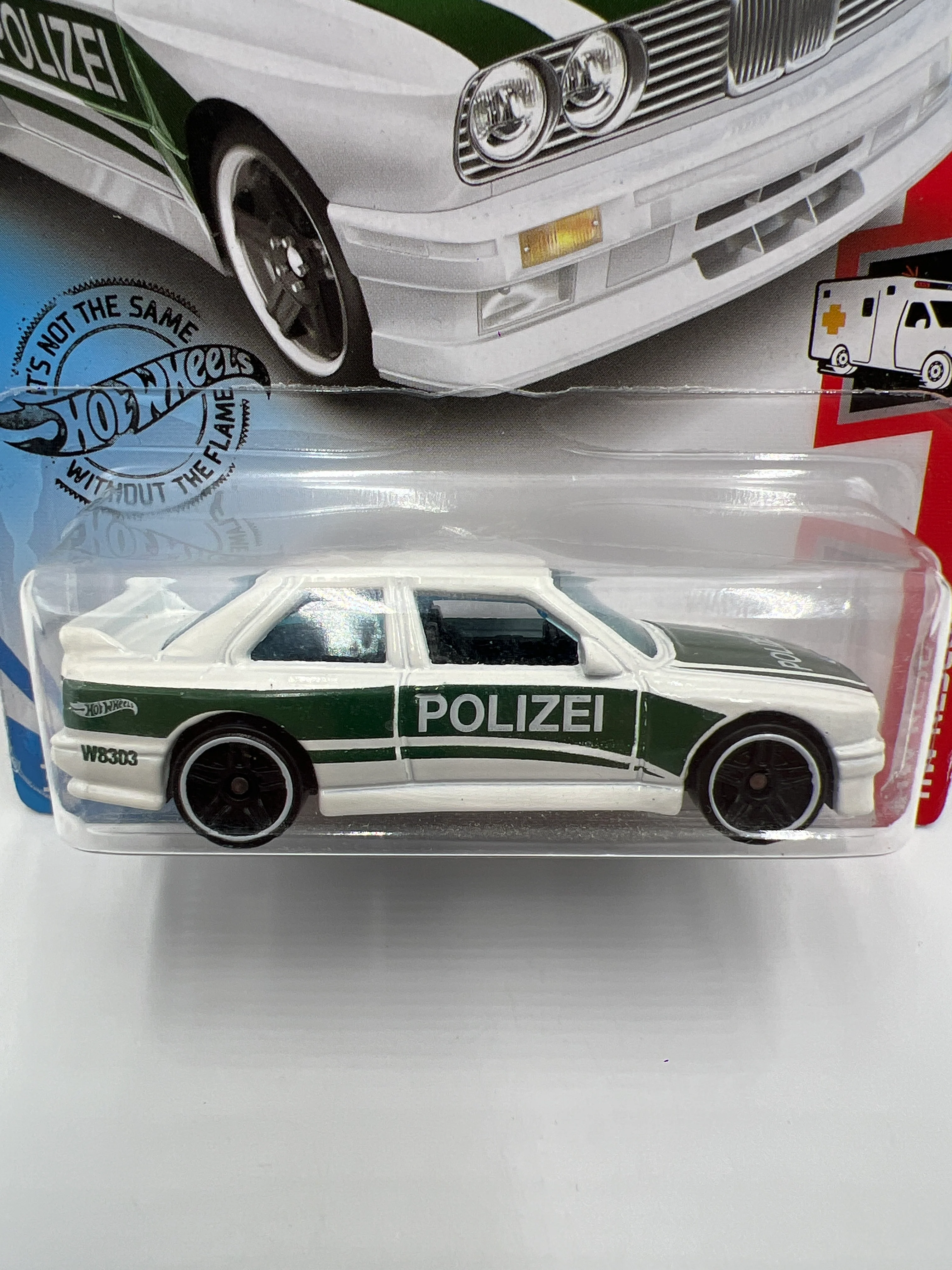 2020 Hot Wheels Rescue #207 92 BMW M3 Polizei 106C - Image 2