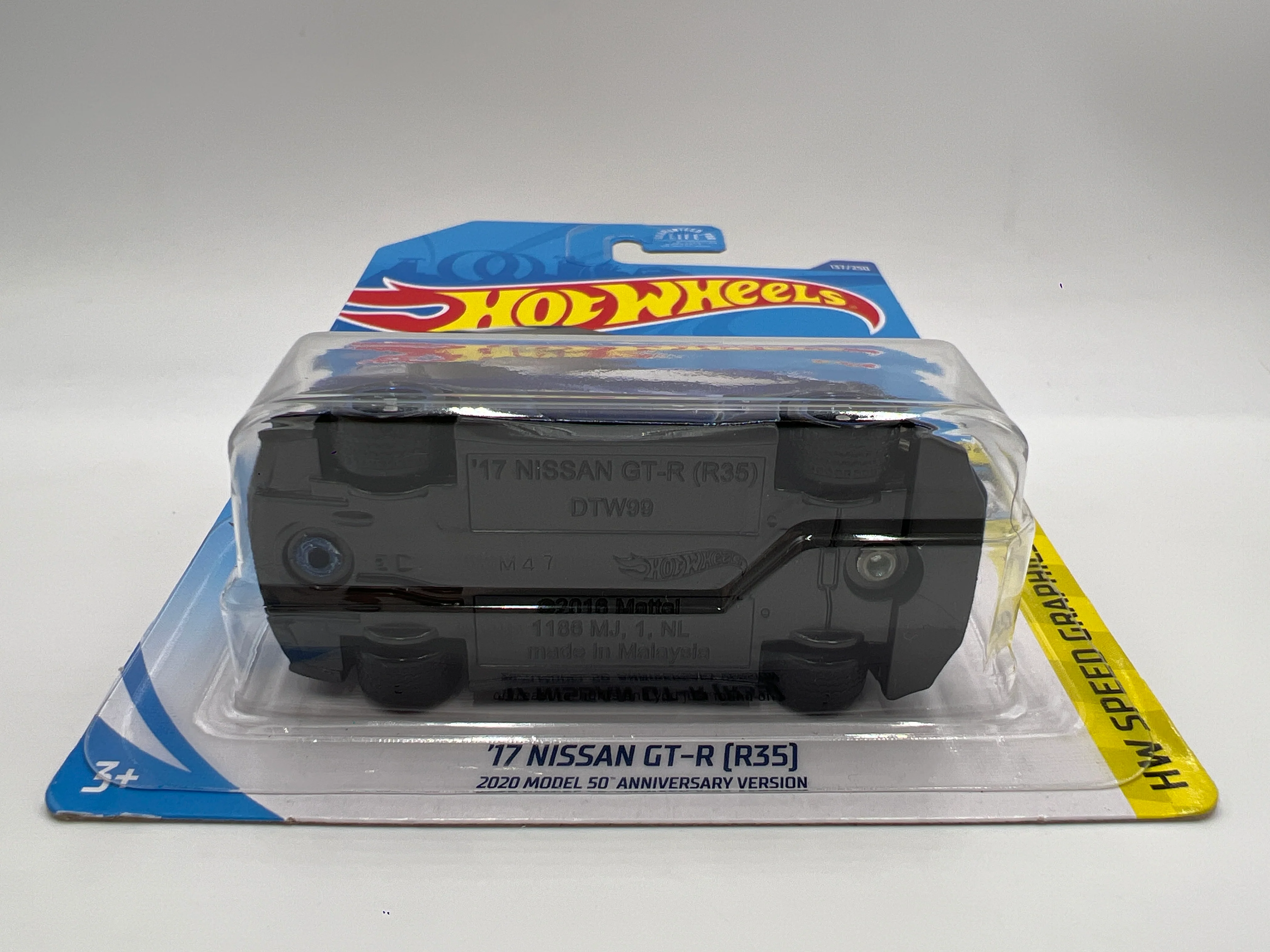 2020 Hot Wheels Super Treasure Hunt #137 17 Nissan GT-R R35 Blue W/Protector See Description - Image 5