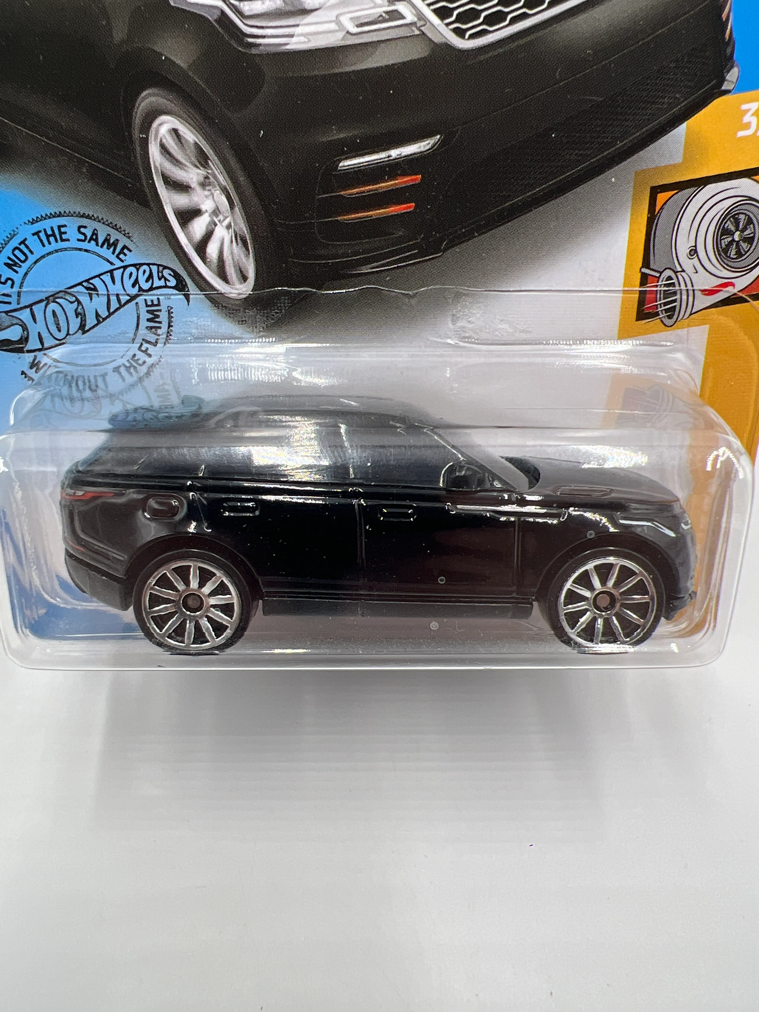 2020 Hot Wheels Turbo #119 Range Rover Velar Black 47B - Image 2