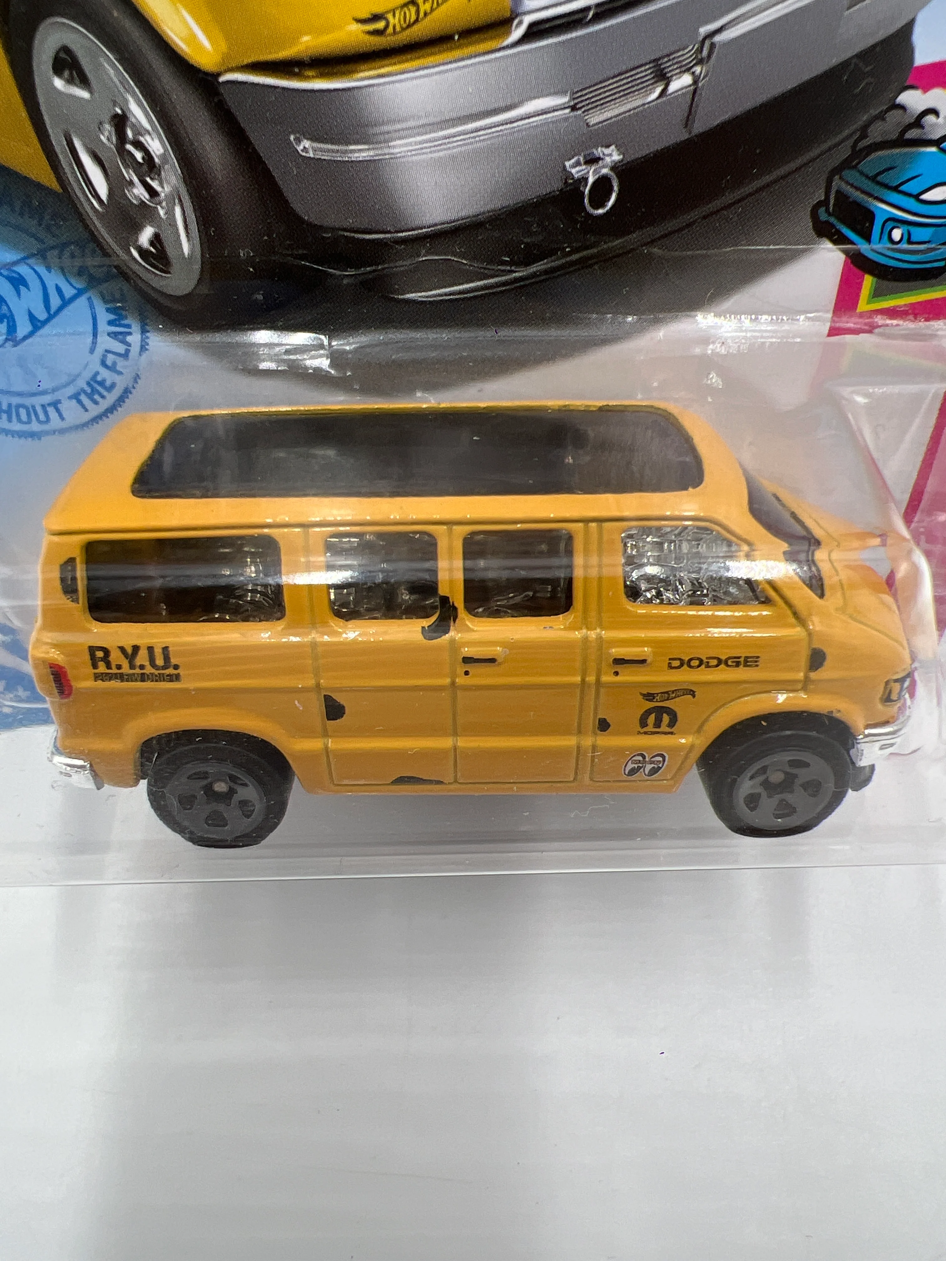 2021 Hot Wheels Drift #50 Dodge Van Yellow 40H - Image 2