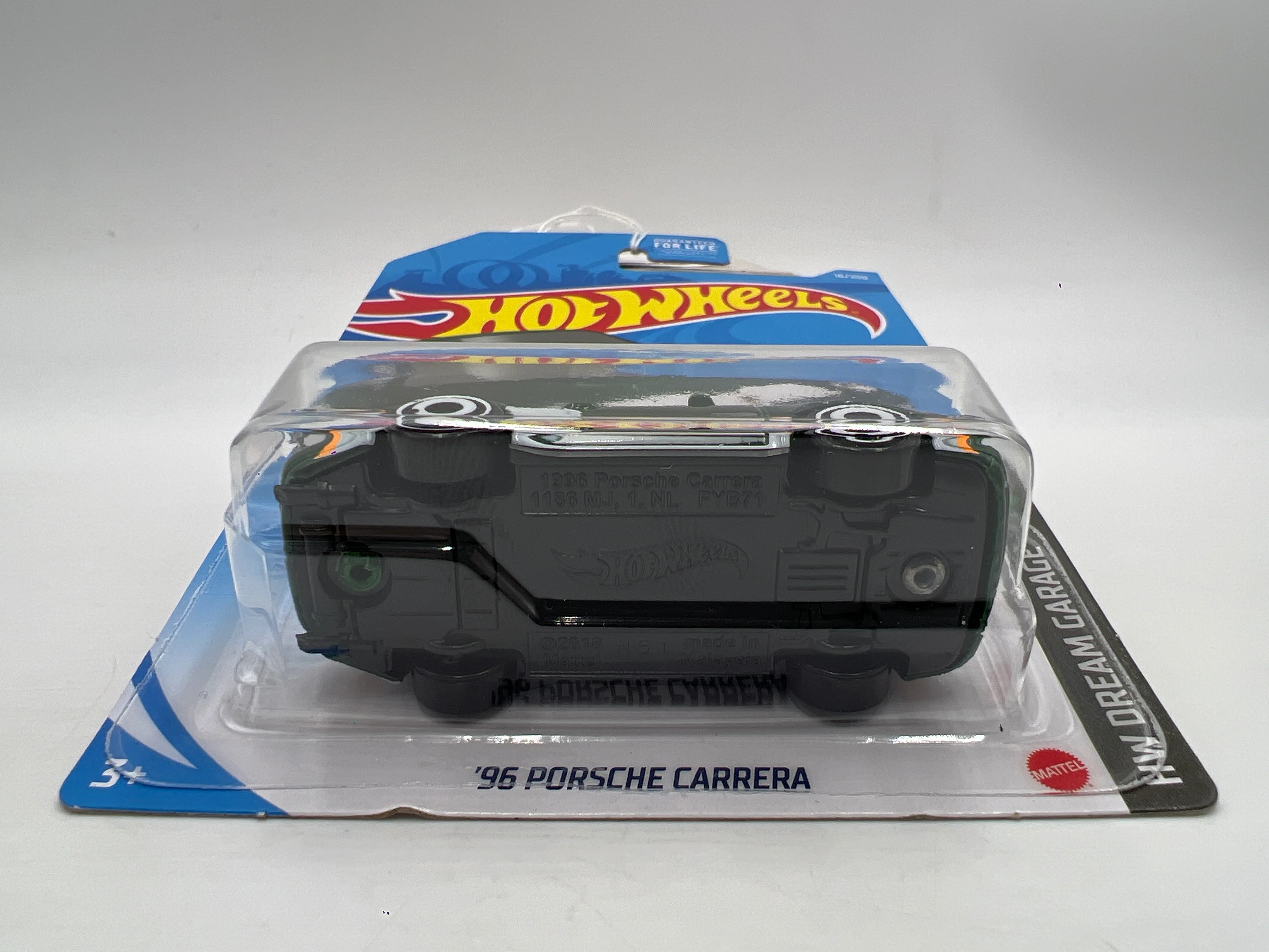 2021 Hot Wheels Dream Garage #16 96 Porsche Carrera Green - Image 5