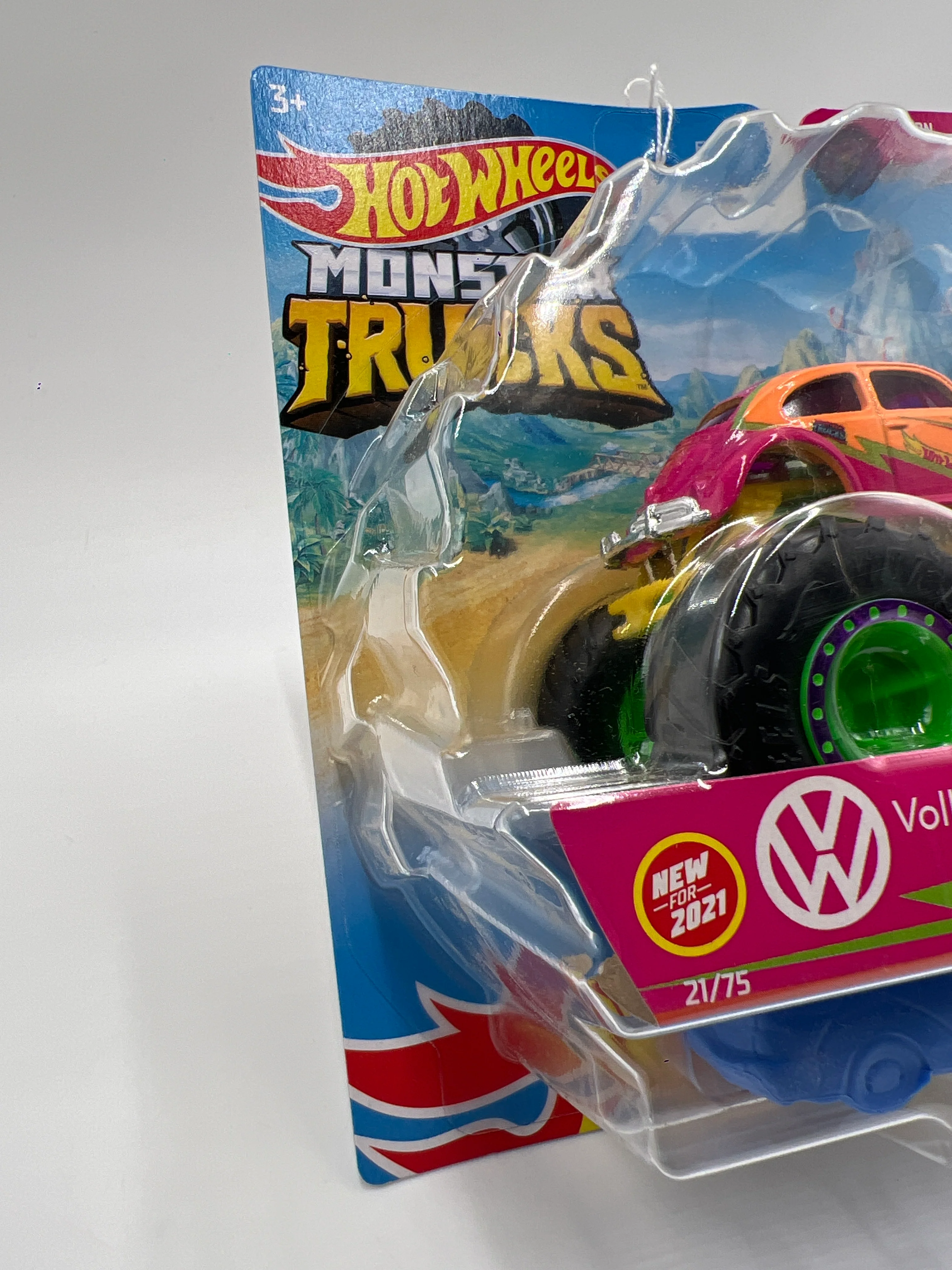 2021 Hot Wheels Monster Trucks Neon Shockers #21 Volkswagen Beetle 128G - Image 4