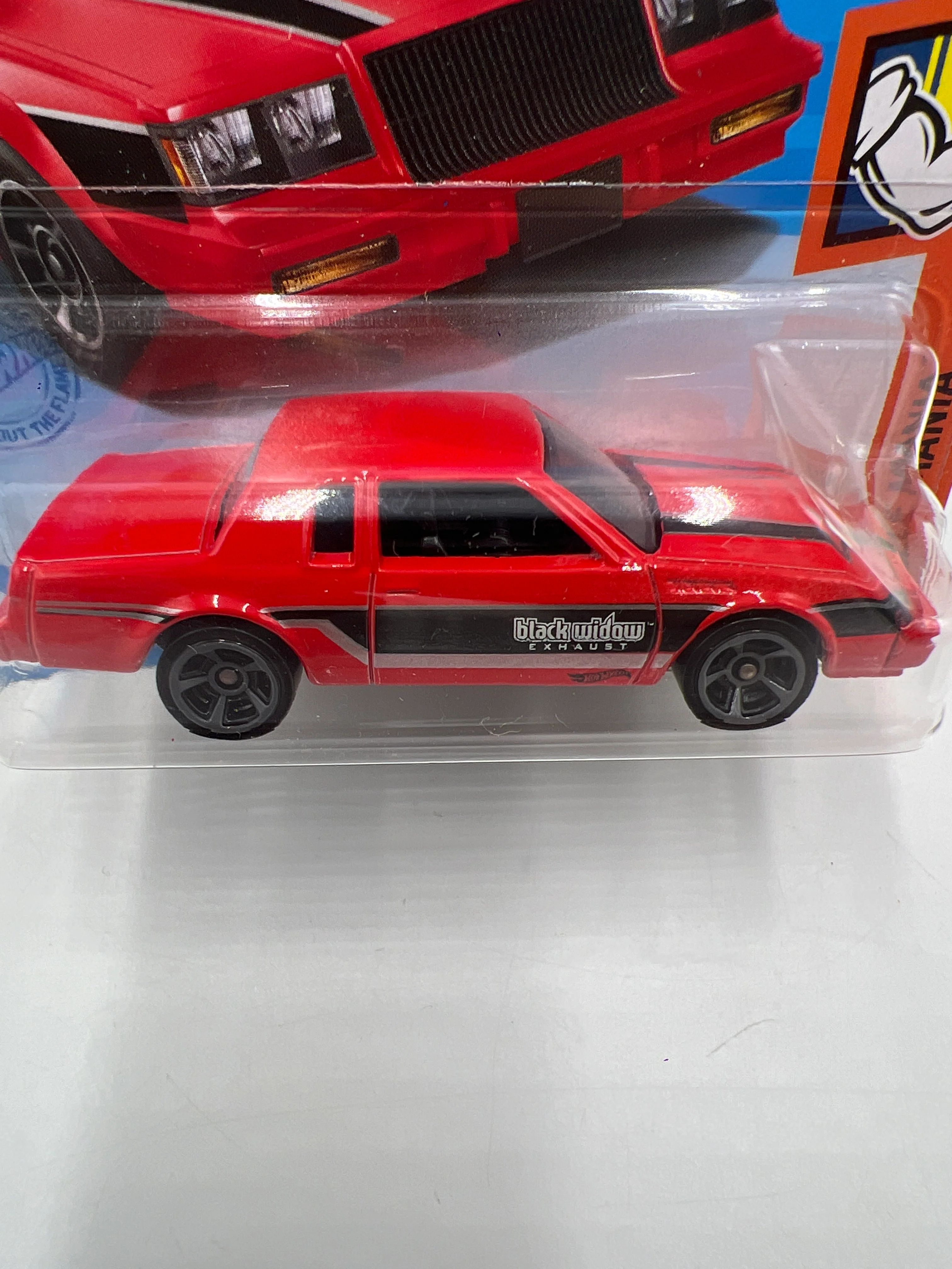 2021 Hot Wheels Muscle Mania #218 87 Buick Regal GNX Red Short Card 39H - Image 3