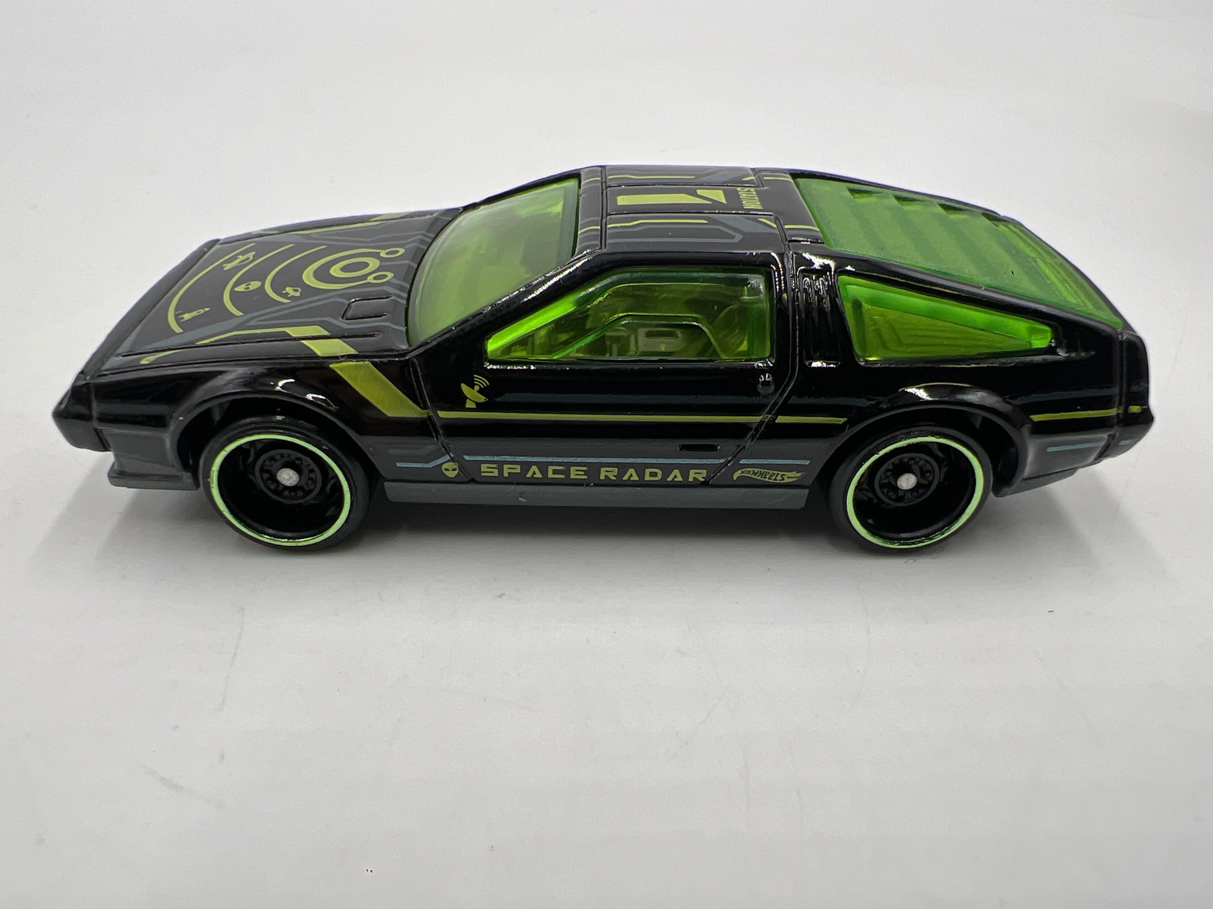 2021 Hot Wheels Mystery Models Series 3 #1 Chase DMC DeLorean Black - Image 5