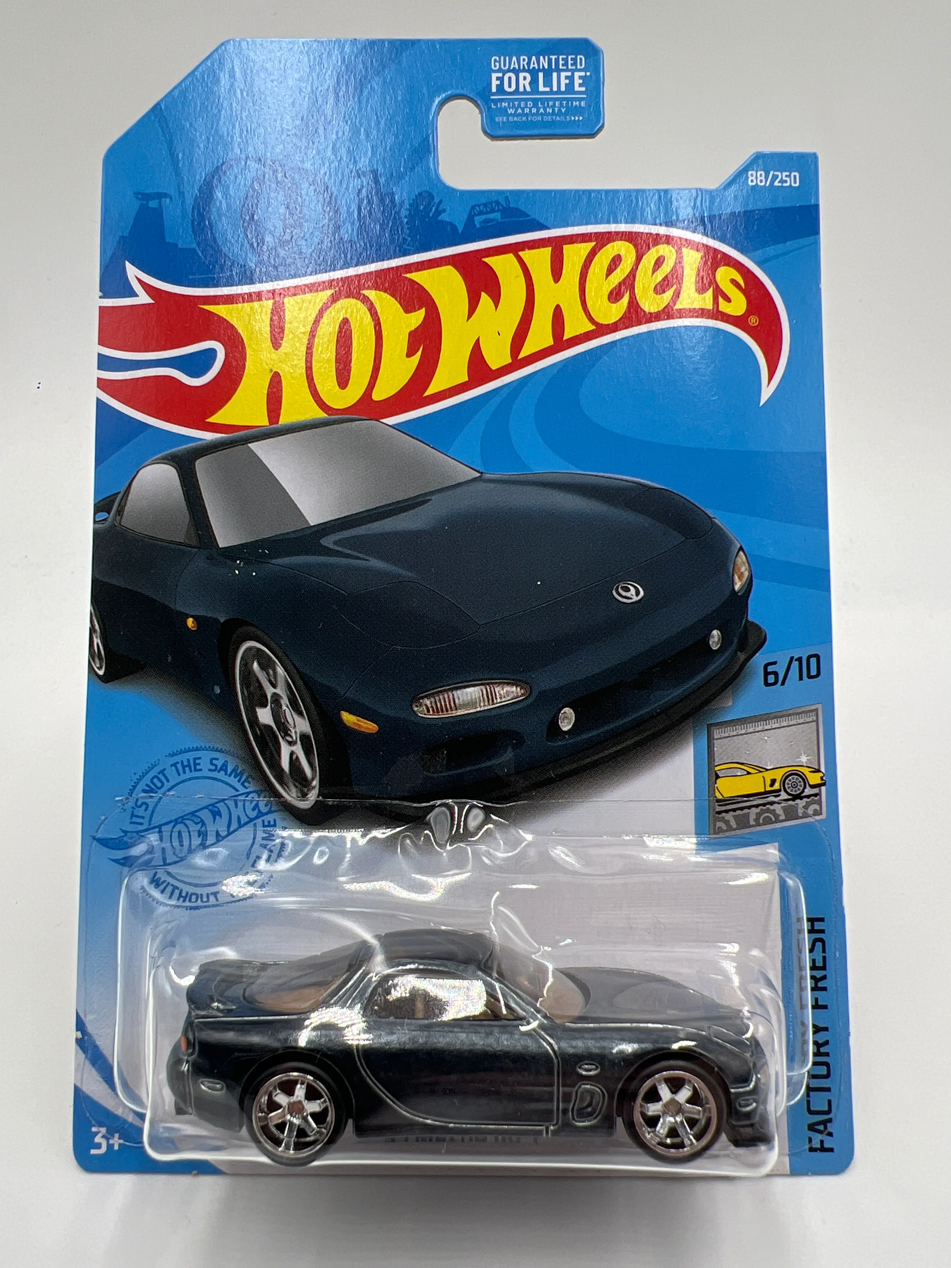 2021 Hot Wheels Super Treasure Hunt #88 95 Mazda RX-7 Black W/Protector - Image 2