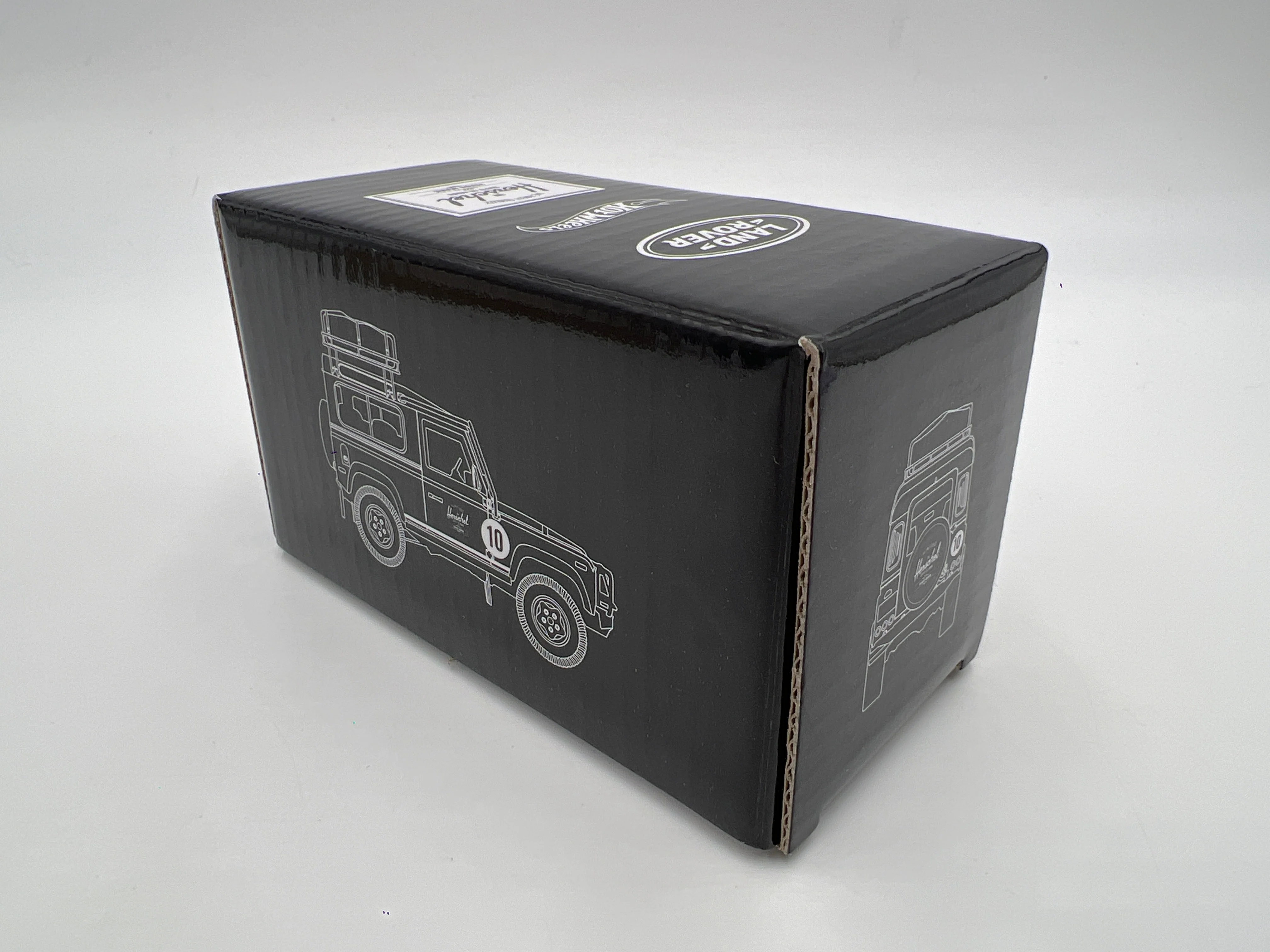 2021 Hot Wheels X Herschel W/Tool Kit Land Rover Defender 90 Gray/White VHTF - Image 13