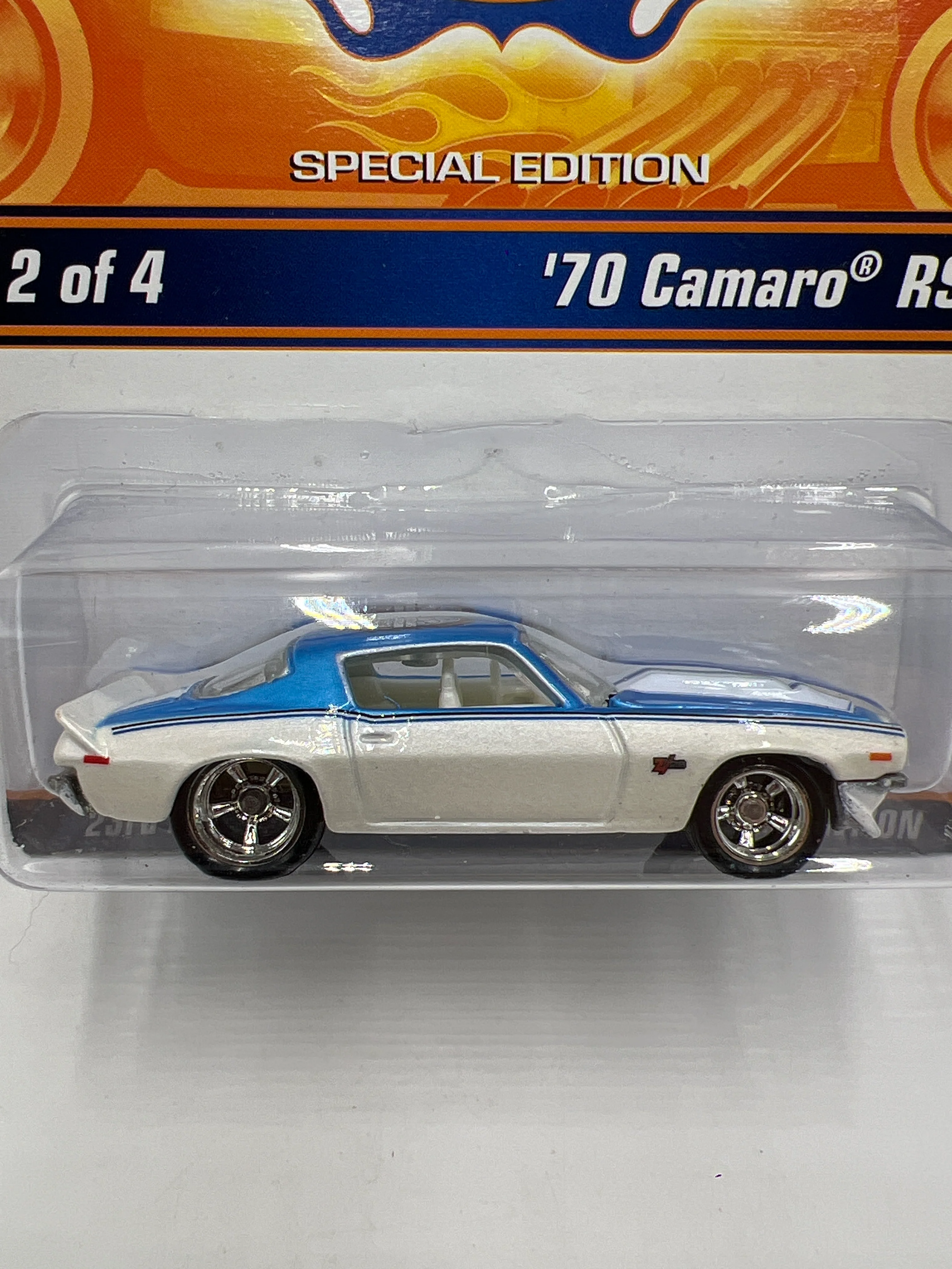 2009 Hot Wheels 23rd Annual Collectors Convention LA #1267/3000 70 Camaro RS W/Protector - Image 2