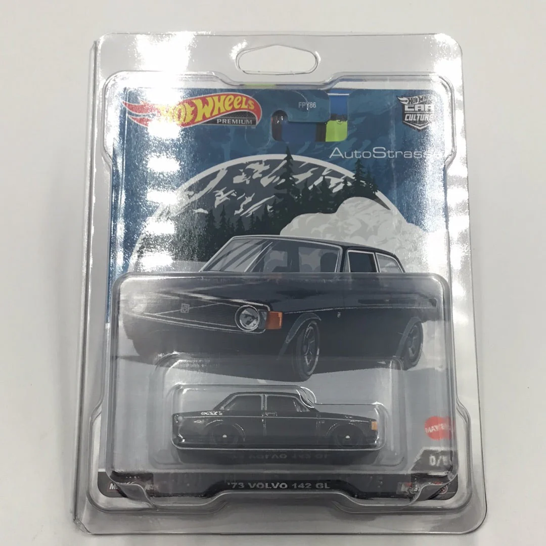 2022 Hot wheels car culture Auto Strasse 0/5 73 Volvo 142 GL Chase VHTF w/protector - Image 7