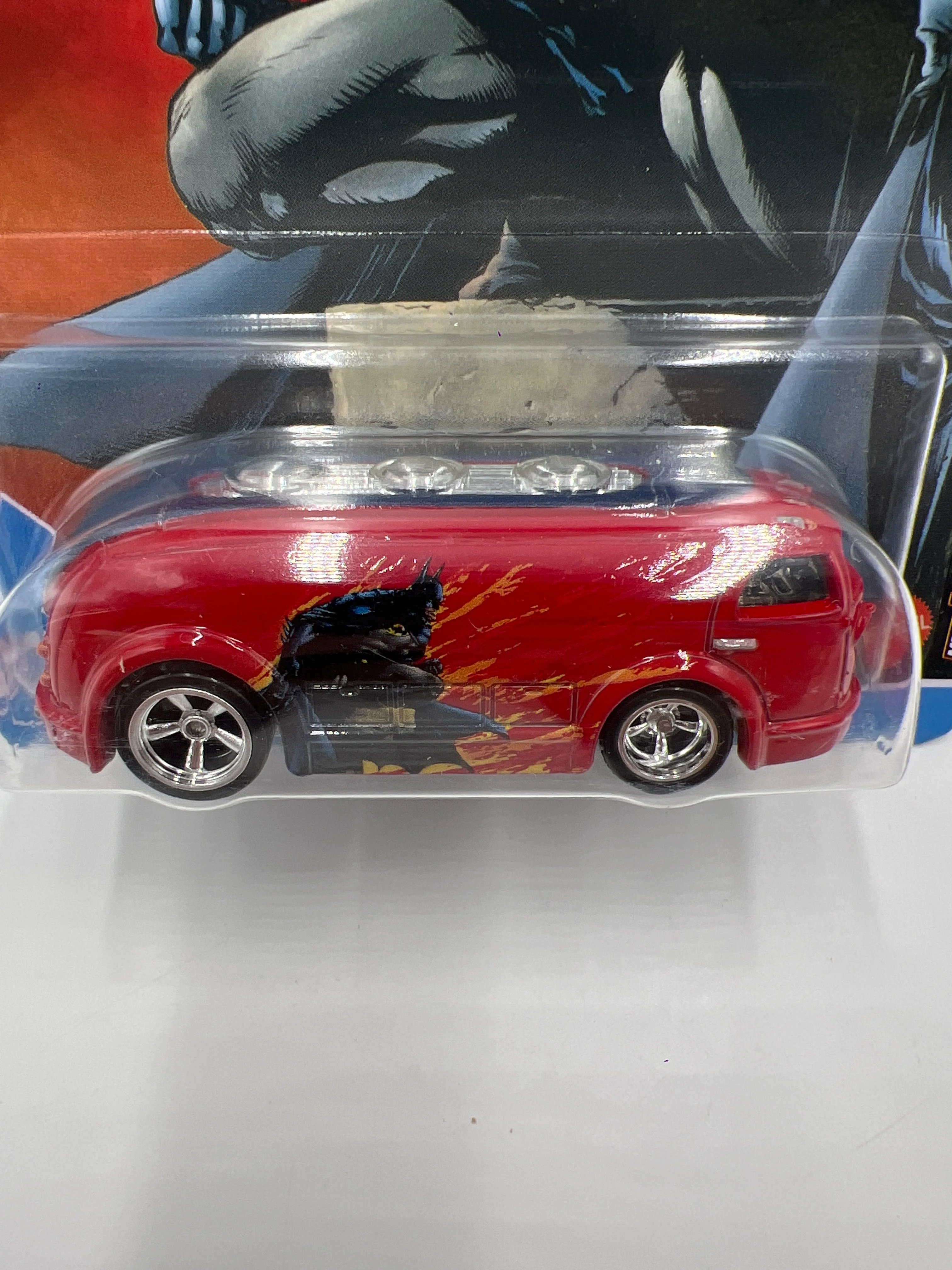 2022 Hot Wheels DC #5 Haulin Gas Batman Red 271A - Image 3