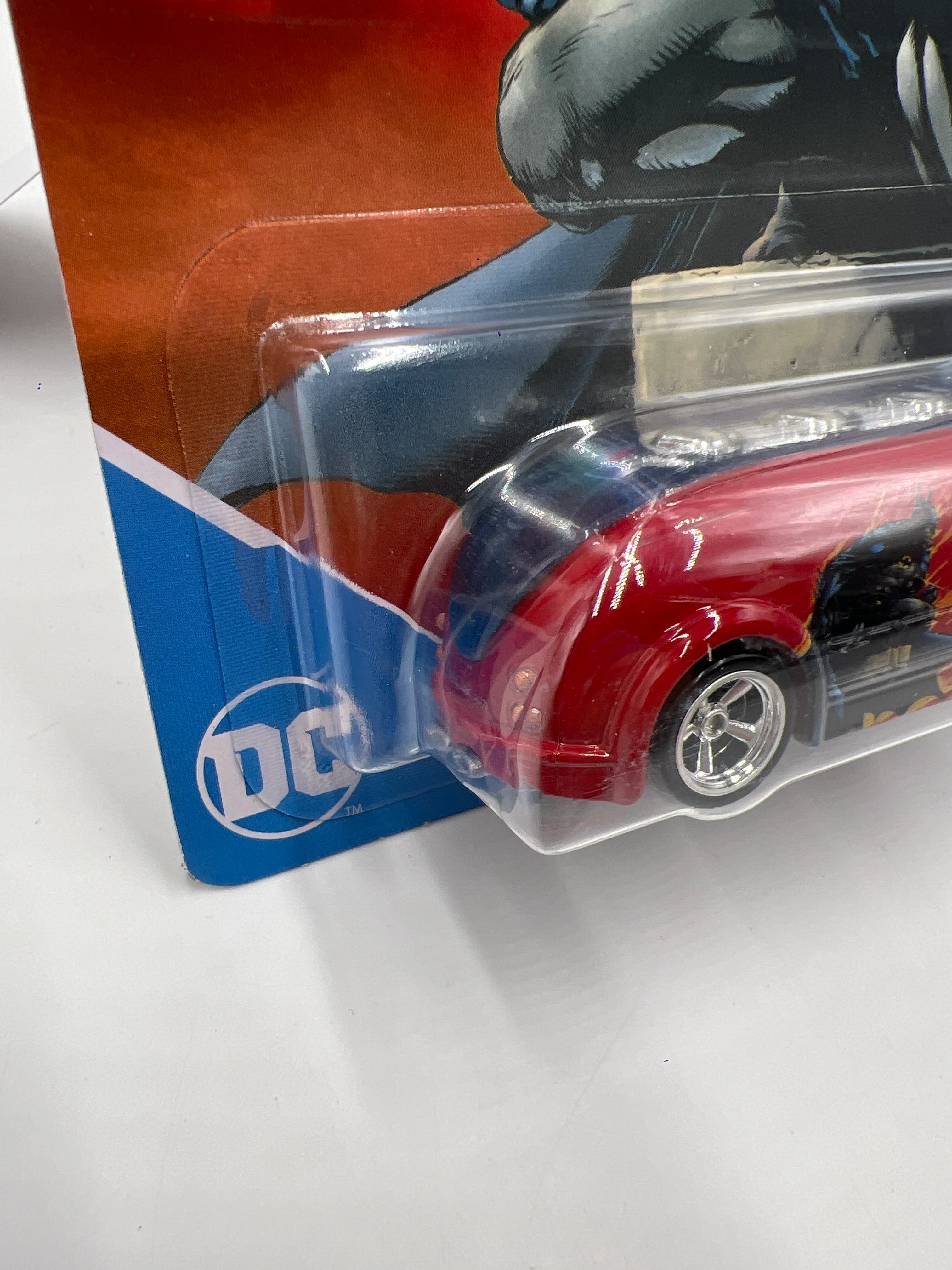 2022 Hot Wheels DC #5 Haulin Gas Batman Red 271A - Image 5