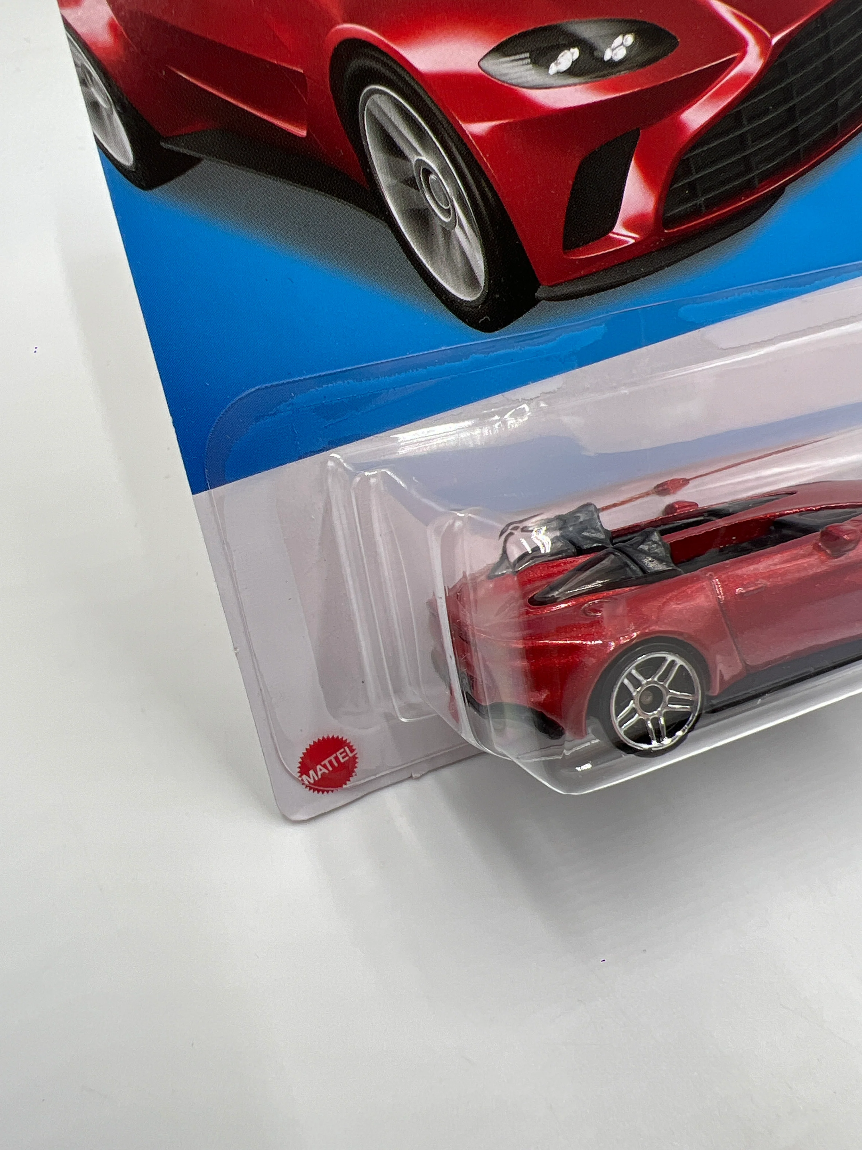2021 Hot Wheels GameStop Exclusive #243 Aston Martin V12 Speedster Red 237B - Image 4