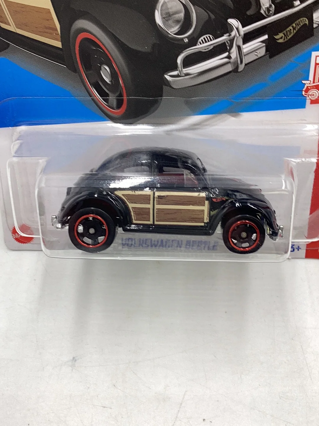 2022 Hot wheels Red edition Volkswagen Beetle #42 151B - Image 3