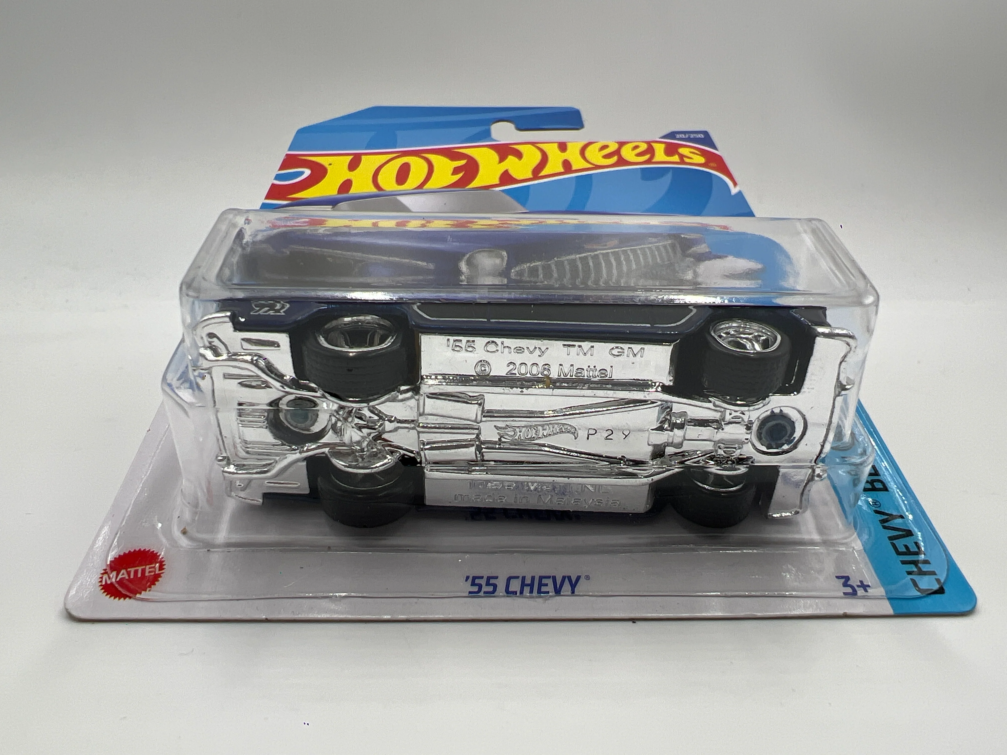 2022 Hot Wheels Super Treasure Hunt #20 55 Chevy Blue W/Protector - Image 6