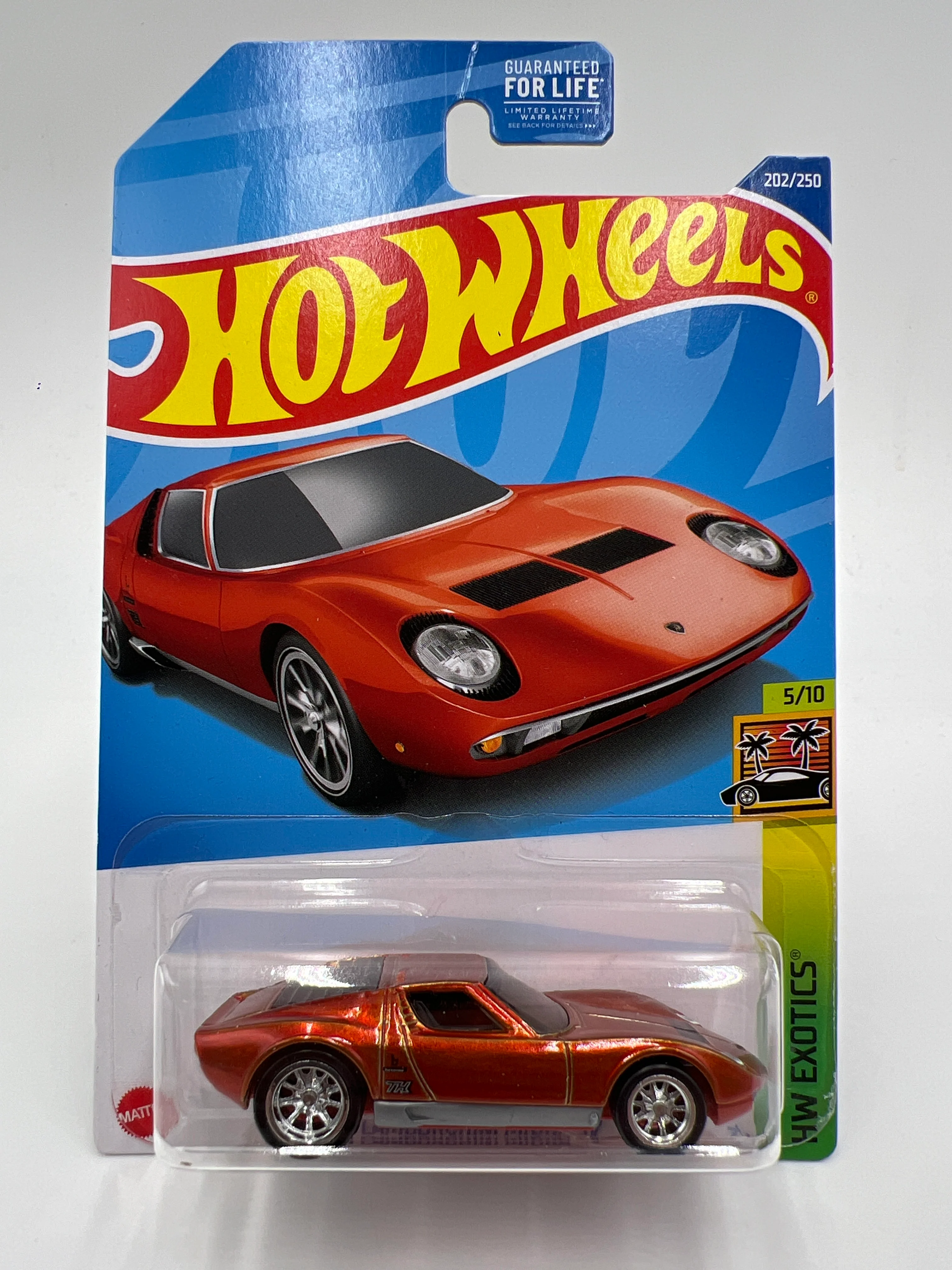 2022 Hot Wheels Super Treasure Hunt #202 71 Lamborghini Miura SV Orange W/Protector J-Hook Vein - Image 2