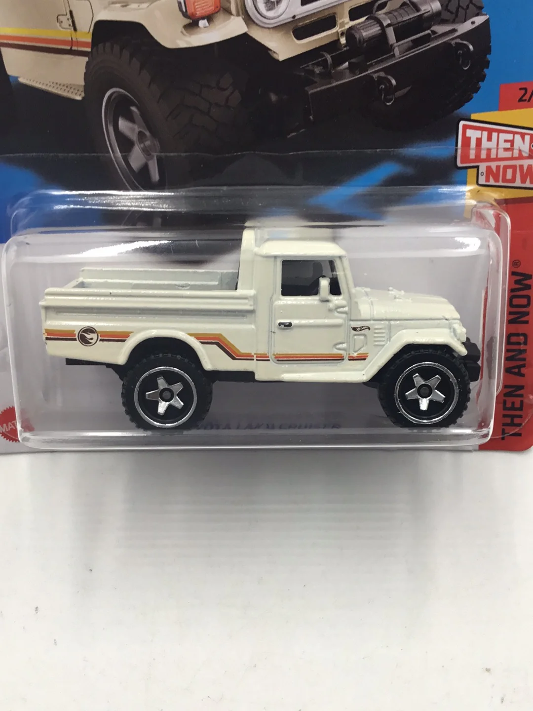 2022 Hot Wheels Treasure #194 treasure hunt Toyota Land Cruiser 277K - Image 2