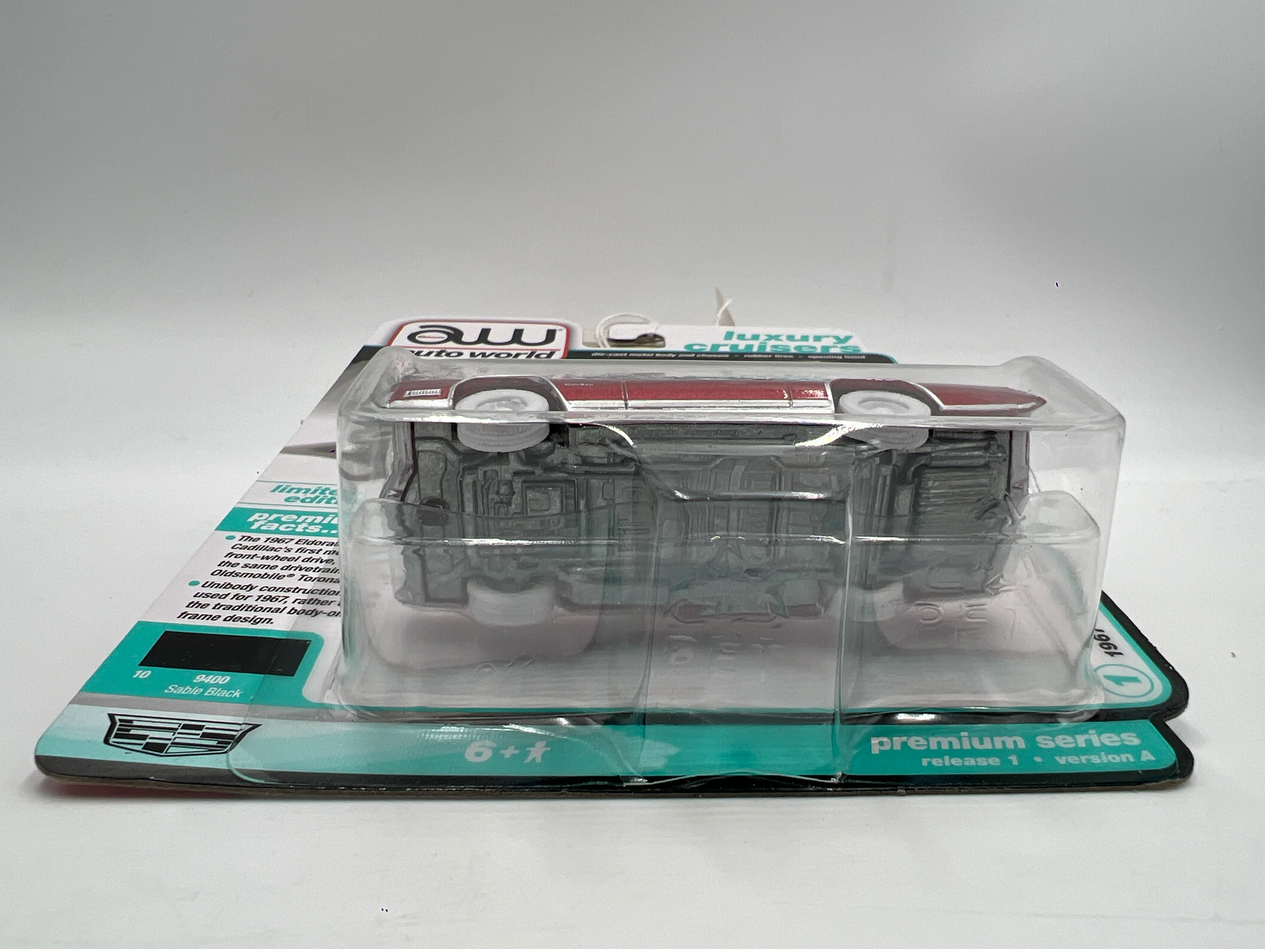 Auto World Ultra Red Chase Luxury Cruisers Release 1 Version A 1967 Cadillac Eldorado Red - Image 5