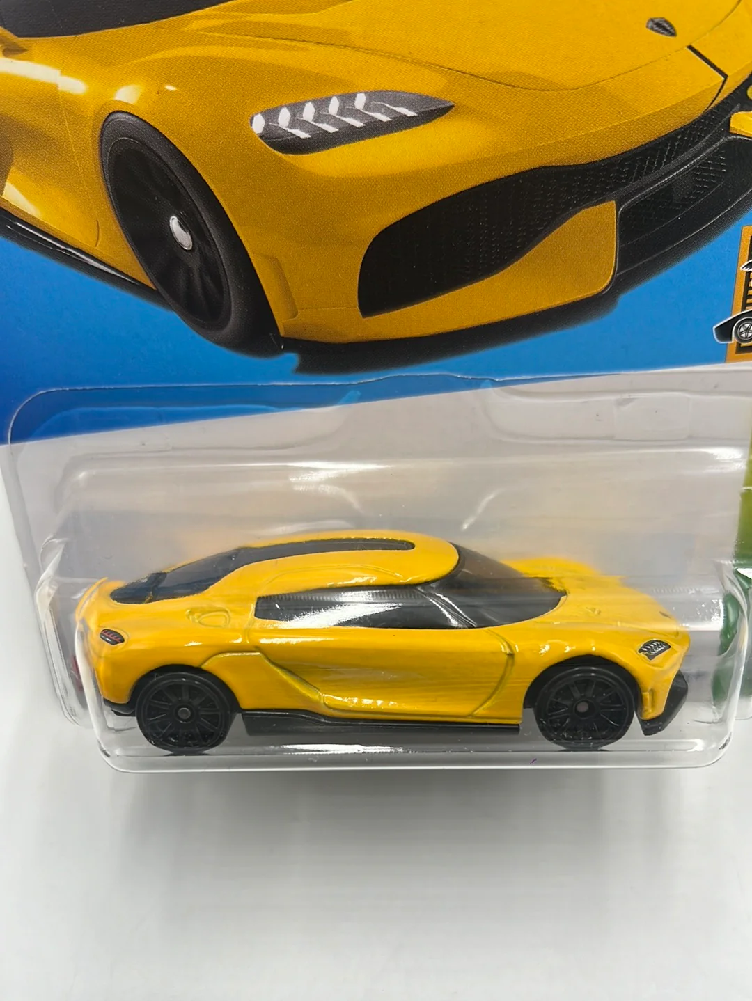 Hot Wheels 2023 - Koenigsegg Gemera Yellow #188 104H - Image 2