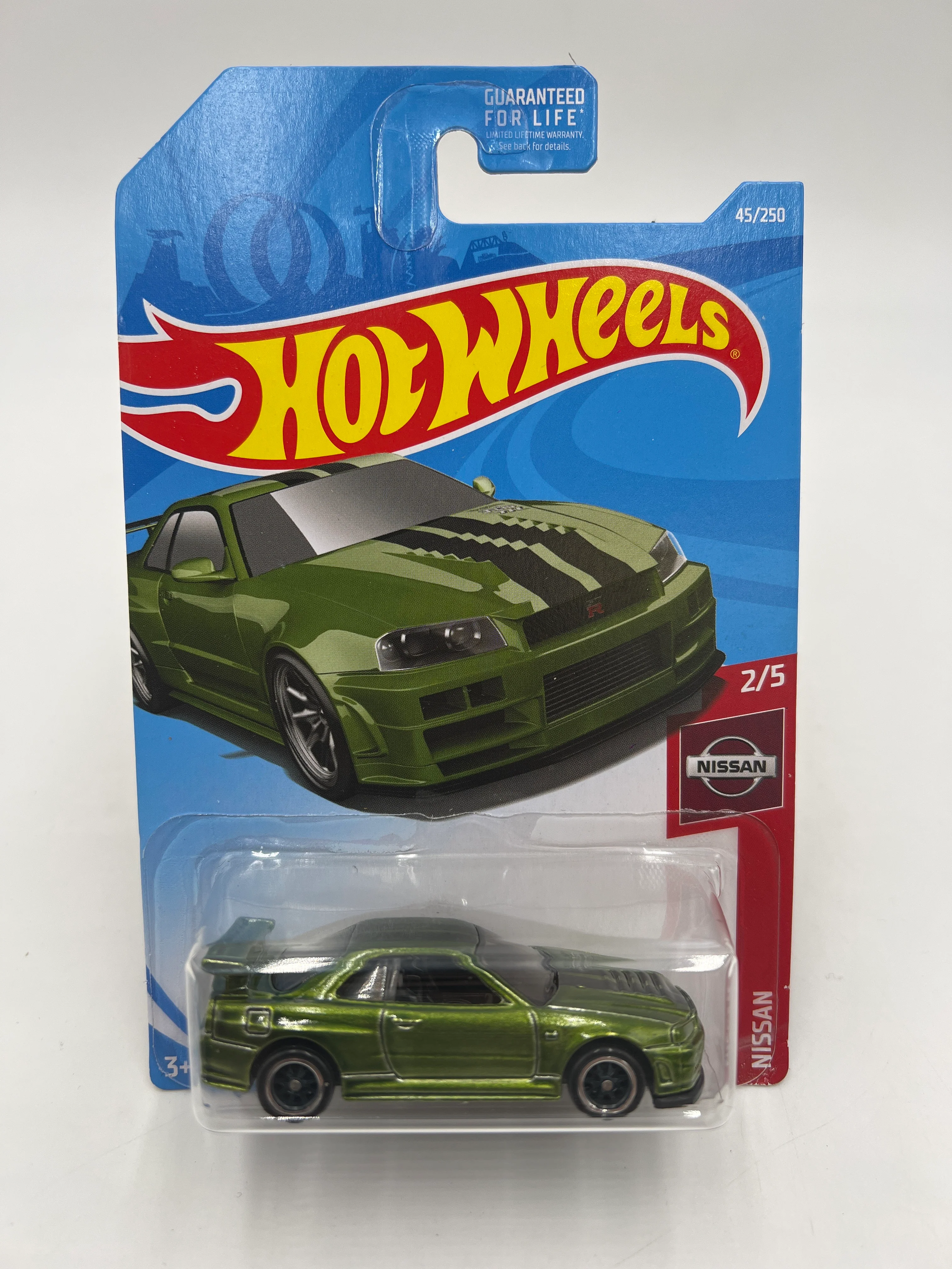 2019 Hot Wheels #45 Super Treasure Hunt Nissan Skyline GT-R BNR34 Green W/Protector *Cracked Blister* - Image 2
