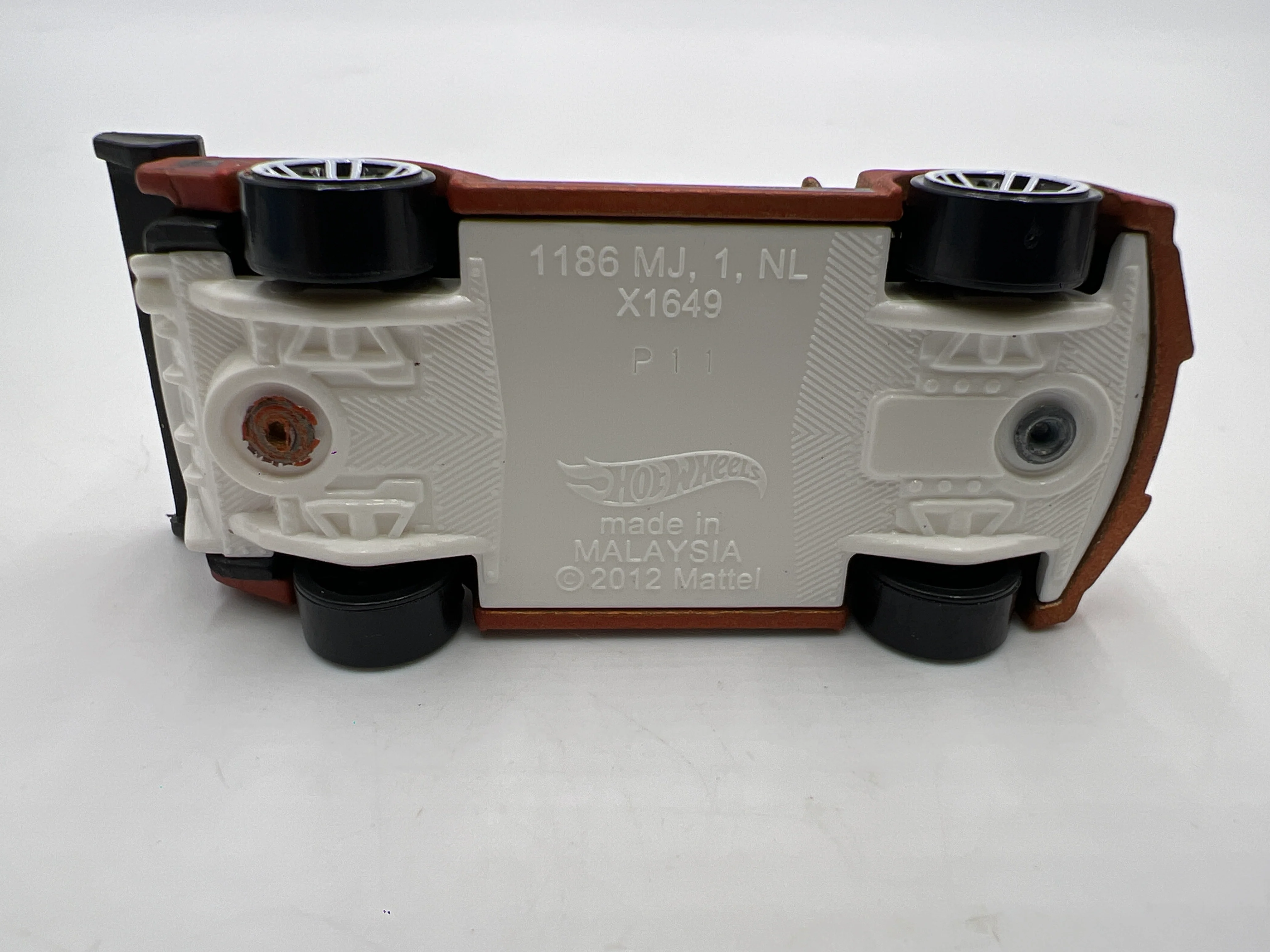 2021 Hot Wheels Mystery Models Series 2 #4 Loop Coop Orange - Image 6
