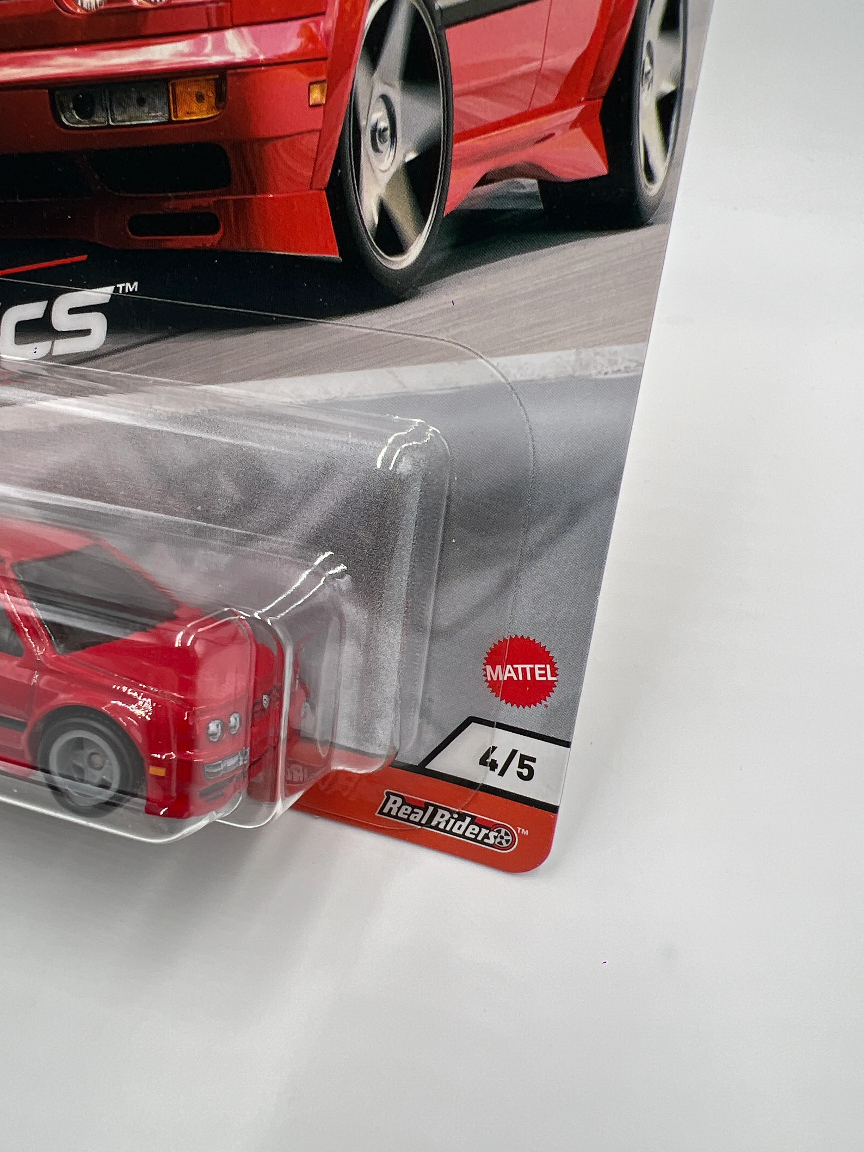 Hot Wheels Premium Modern Classics #4 Volkswagen Jetta MK3 Red W/Protector - Image 3