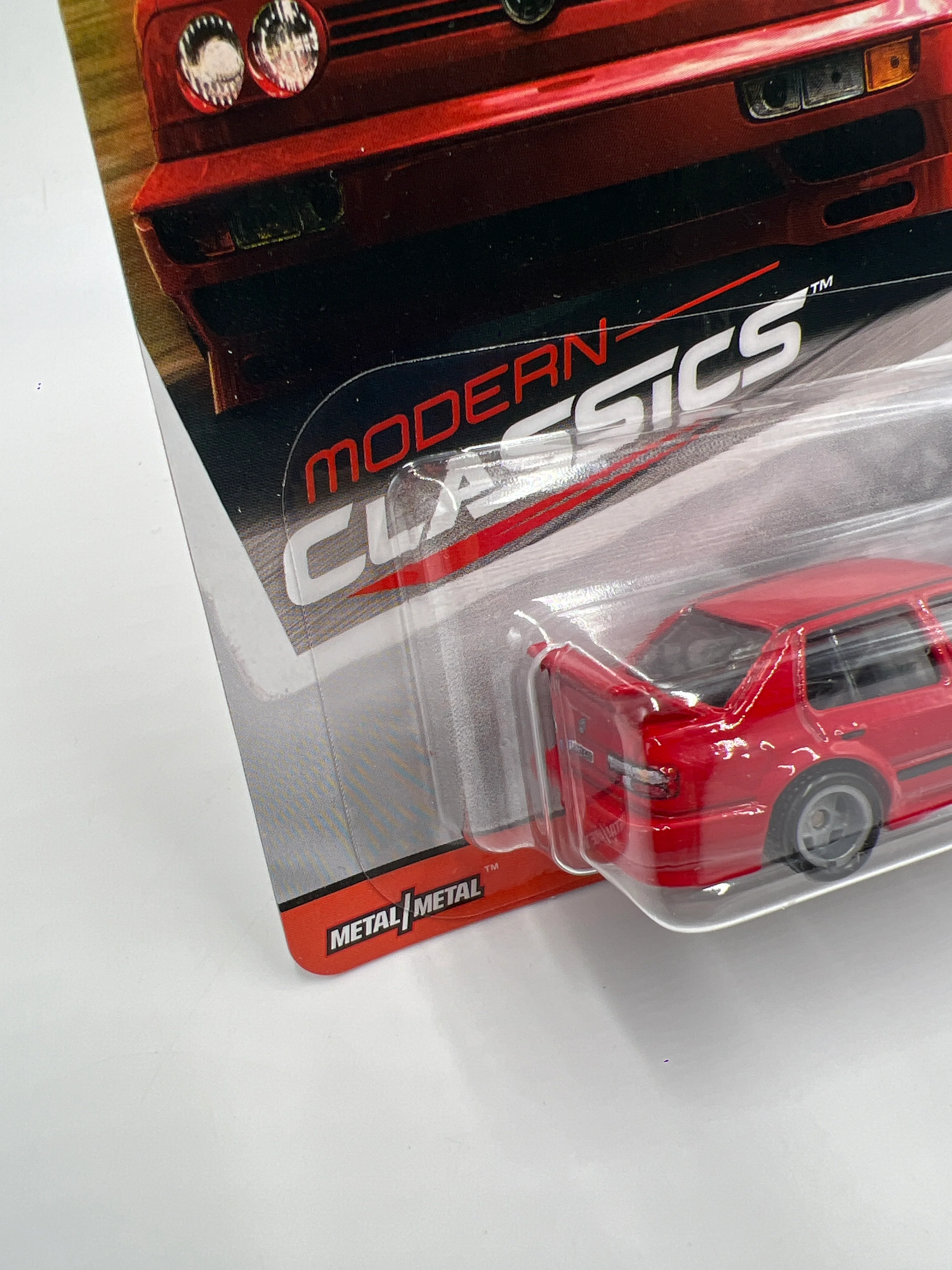Hot Wheels Premium Modern Classics #4 Volkswagen Jetta MK3 Red W/Protector - Image 4