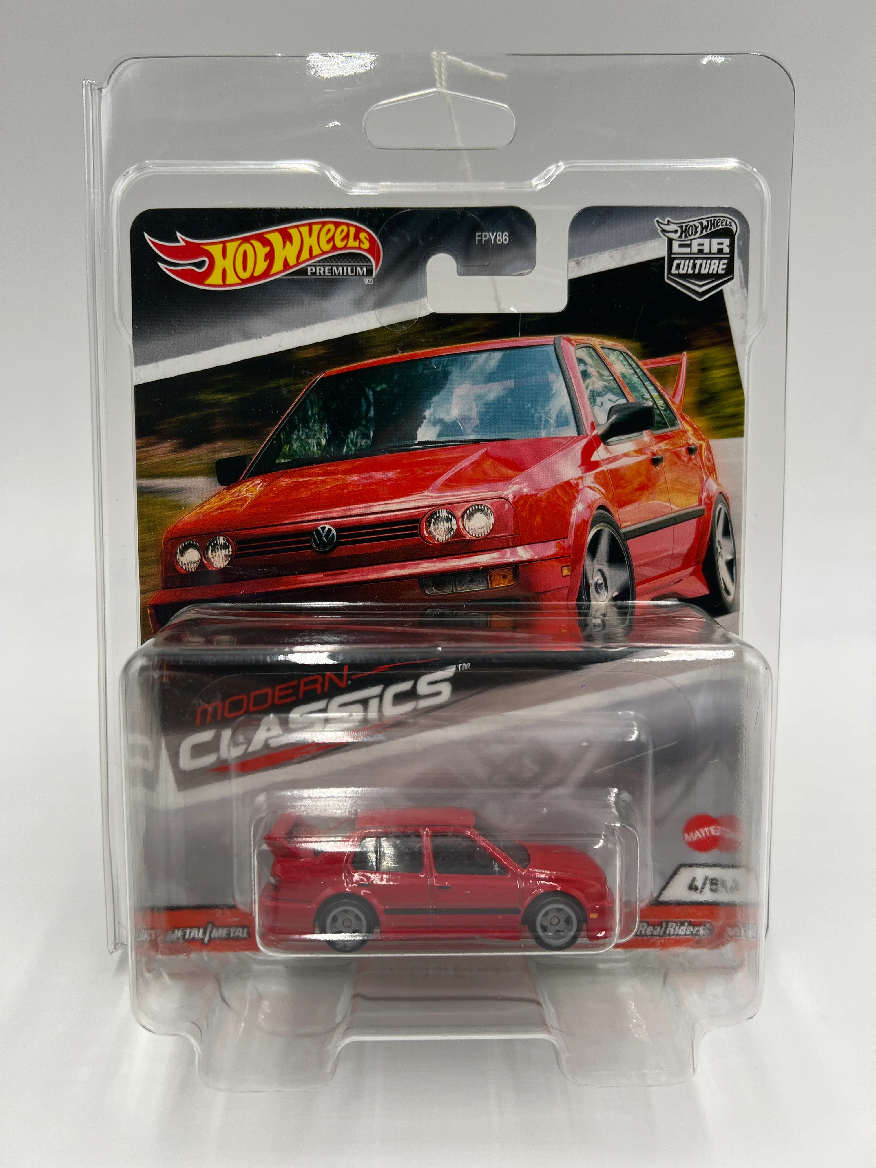 Hot Wheels Premium Modern Classics #4 Volkswagen Jetta MK3 Red W/Protector - Image 7