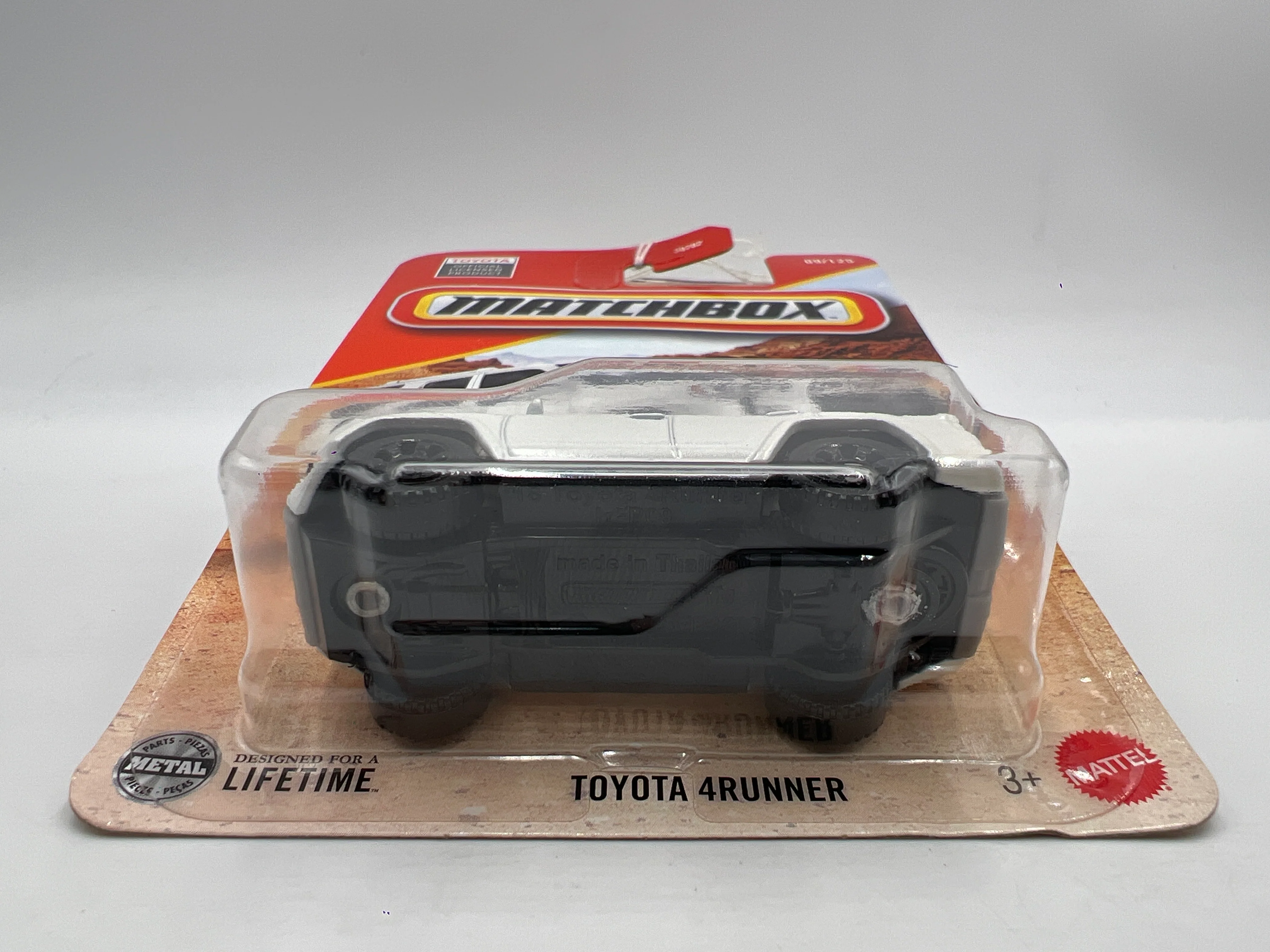 Matchbox #9 Toyota 4Runner White - Image 5
