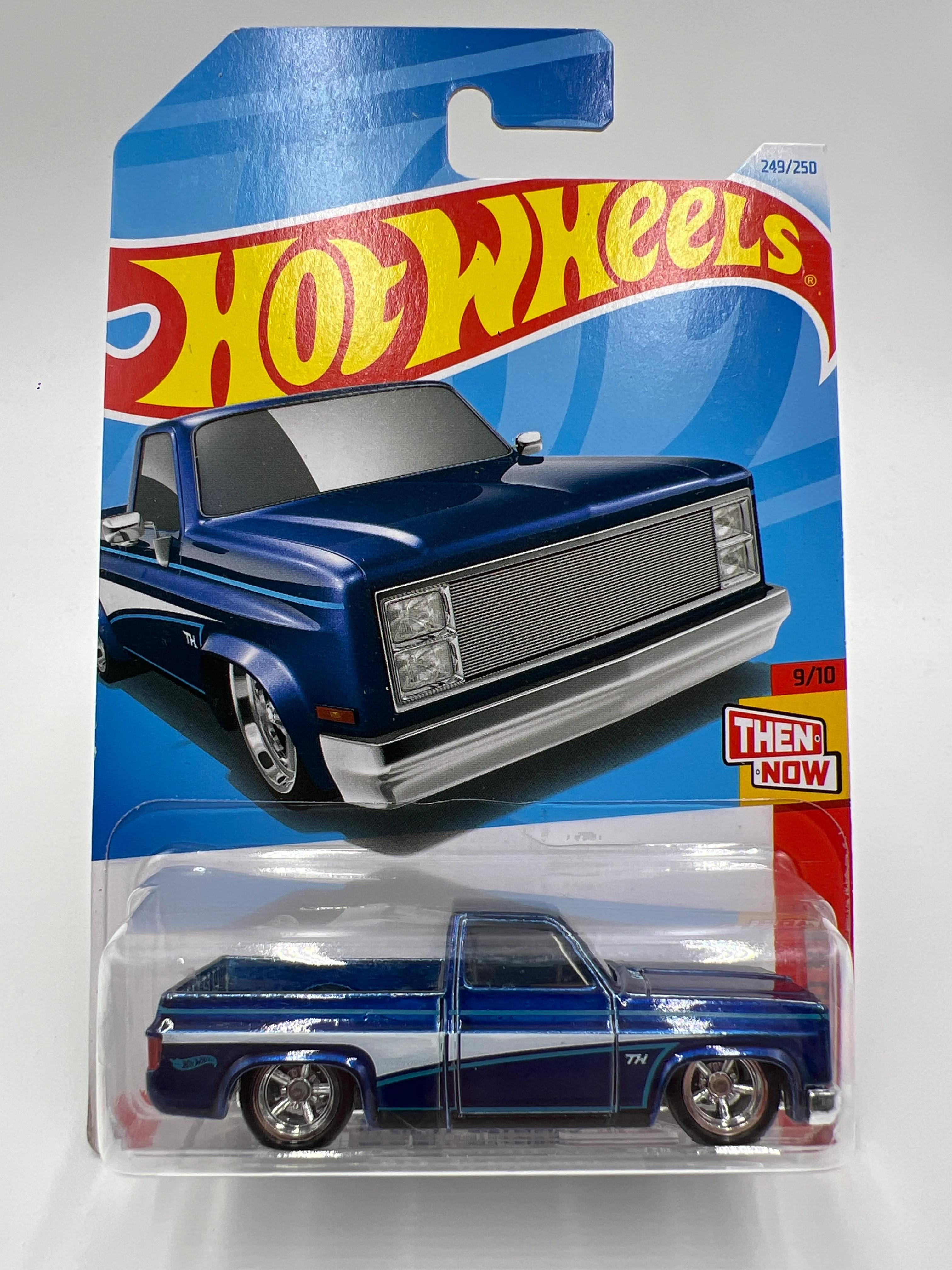 2024 Hot Wheels International Super Treasure Hunt #249 83 Chevy Silverado Blue W/Protector - Image 2