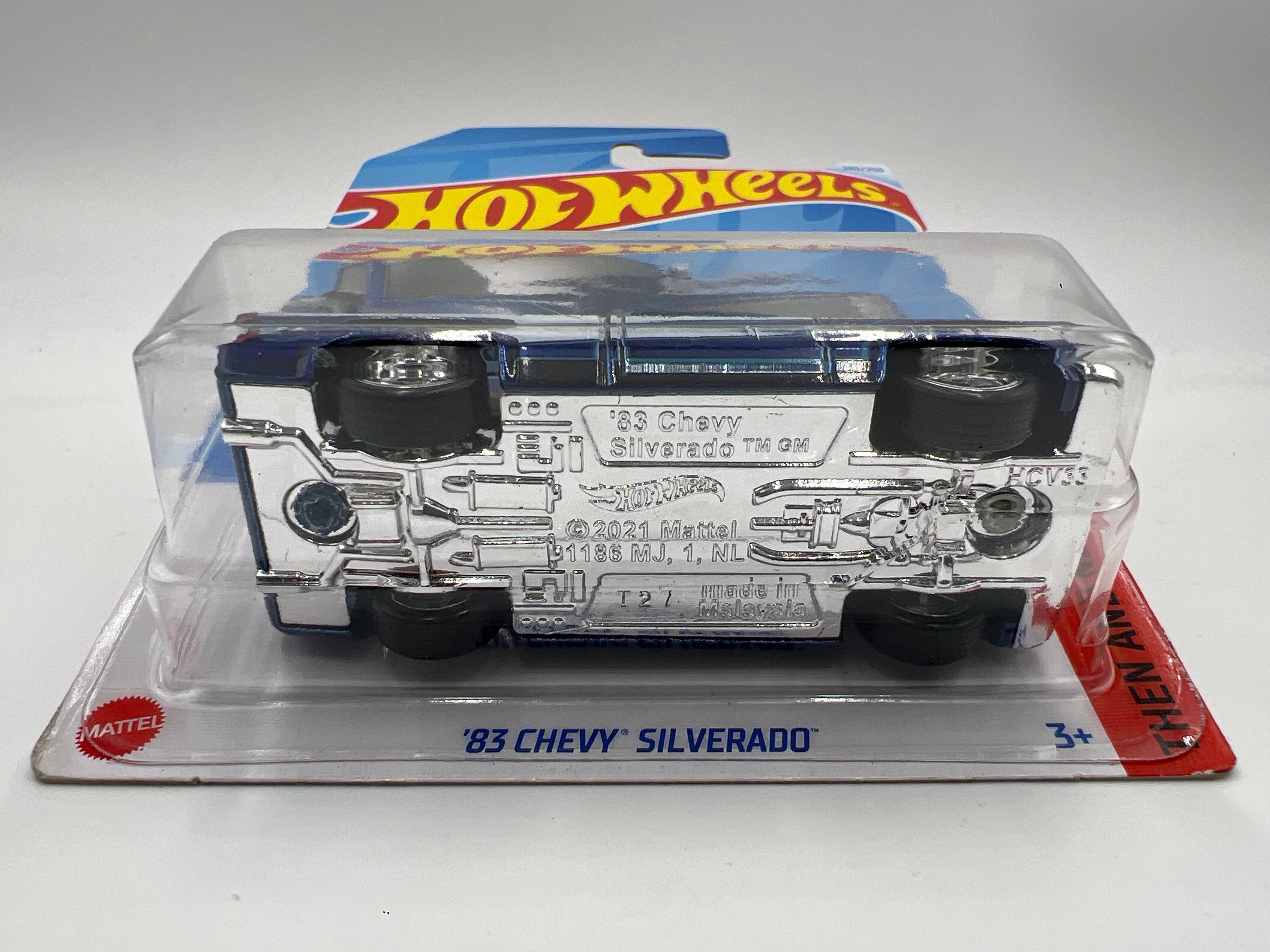 2024 Hot Wheels International Super Treasure Hunt #249 83 Chevy Silverado Blue W/Protector - Image 6