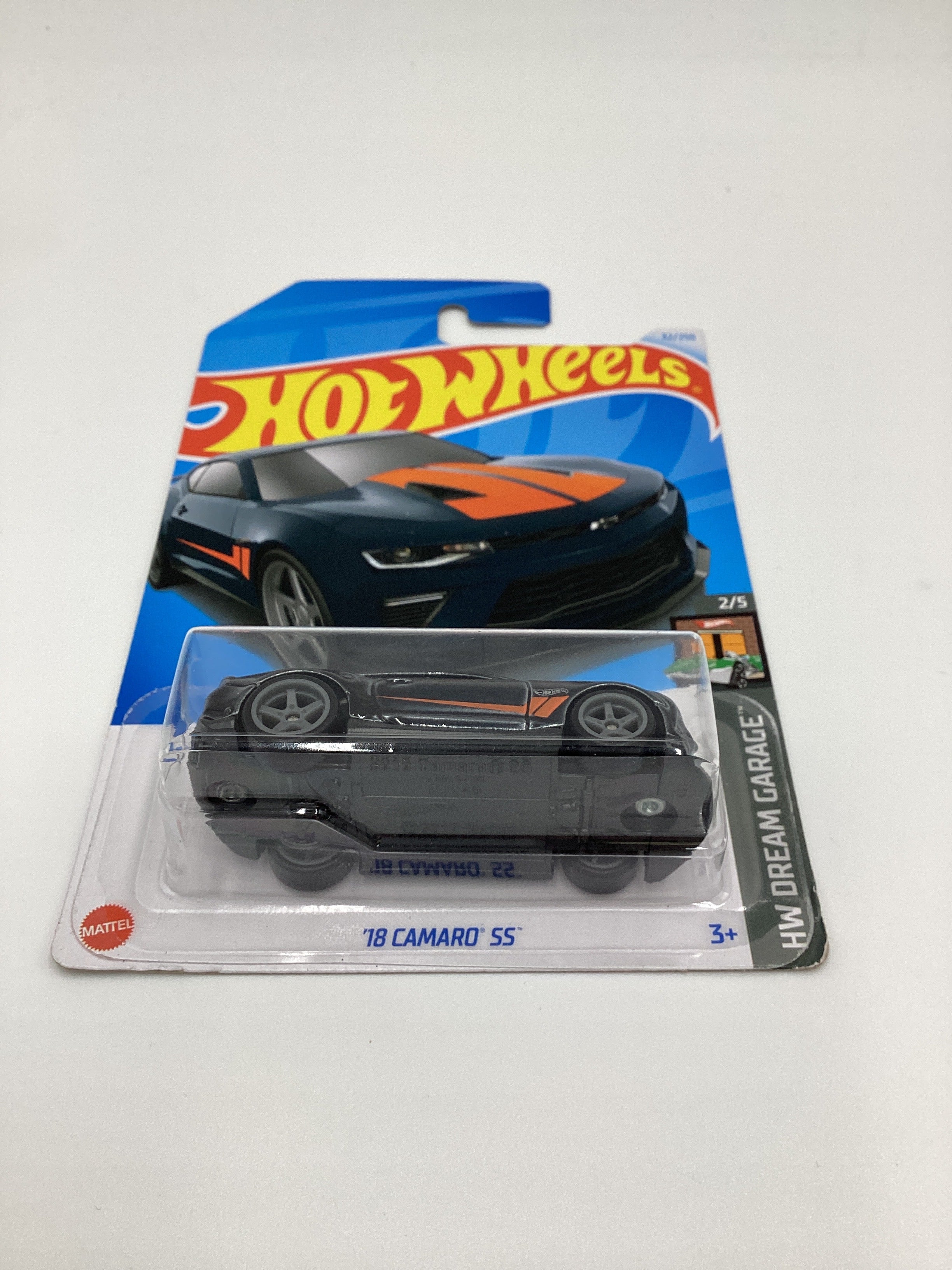 2024 Hot Wheels #32 18 Camaro SS International Card STH Super Treasure Hunt with protector - Image 6