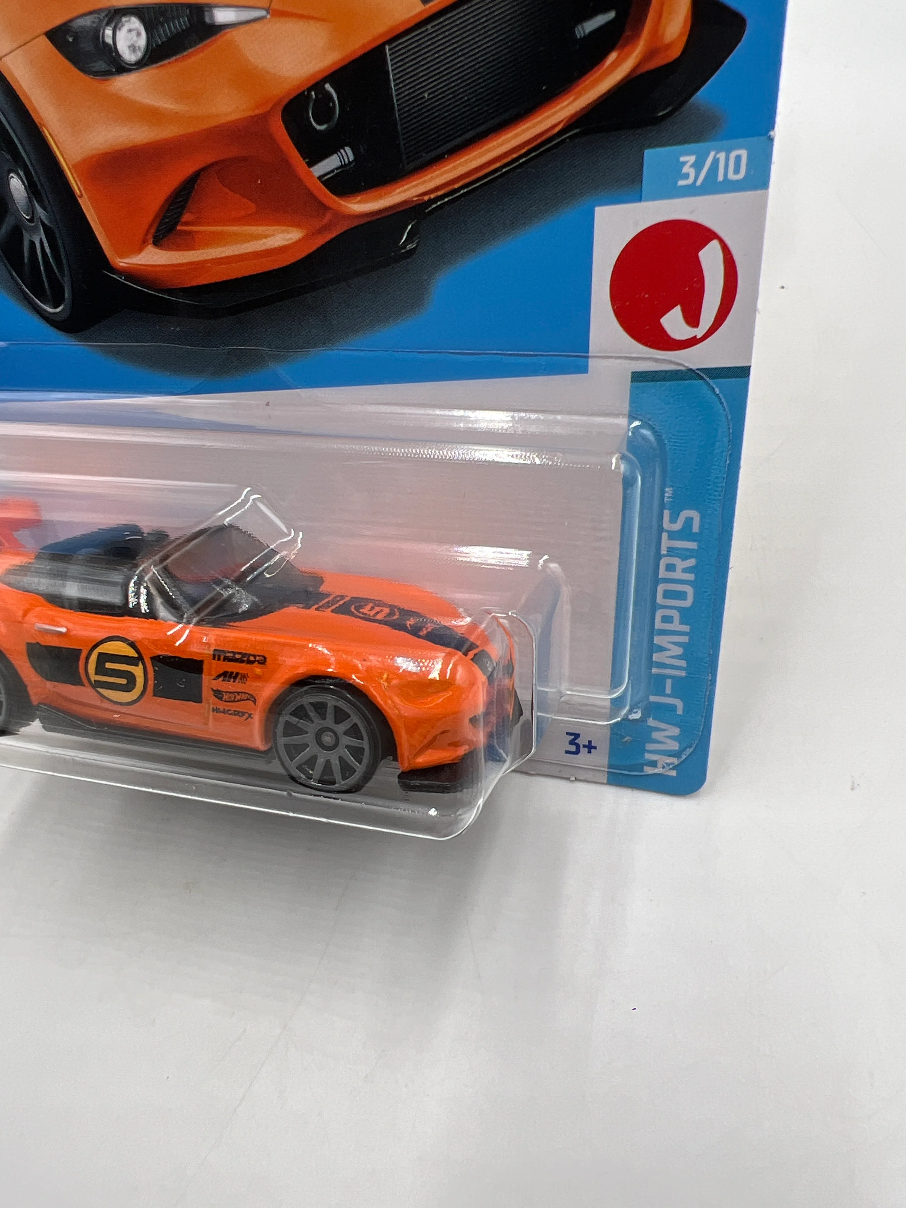 2024 Hot Wheels H Case #69 15 Mazda MX5 Miata Orange 86i - Image 4