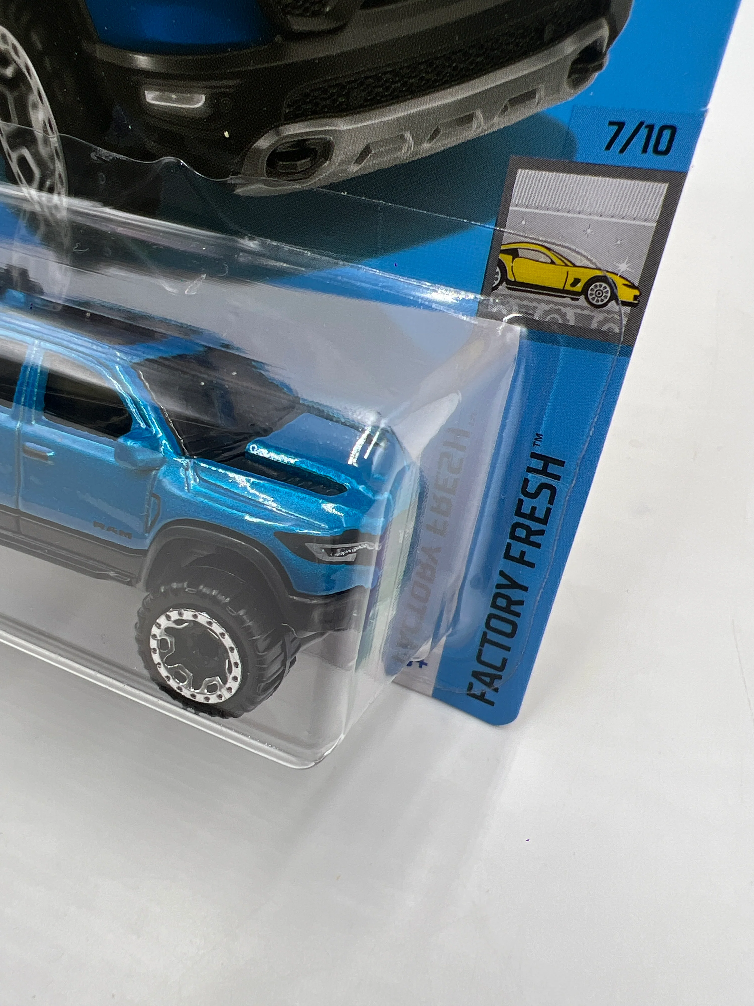 2024 Hot Wheels N Case #97 23 Ram 1500 Blue 39C - Image 4