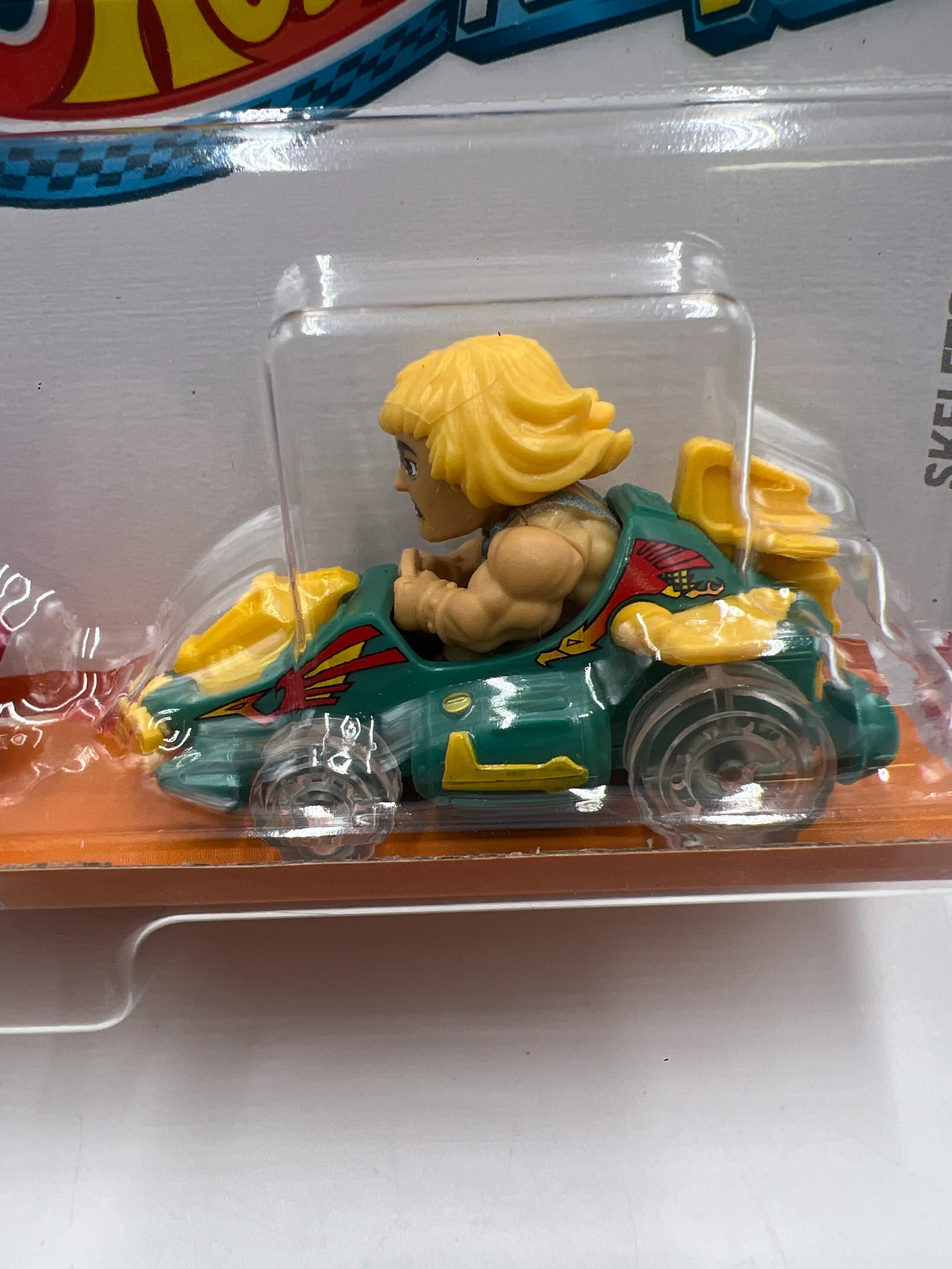 2024 Hot Wheels Racer Verse 2 Pack MOTU Skeletor & He-Man 114C - Image 4