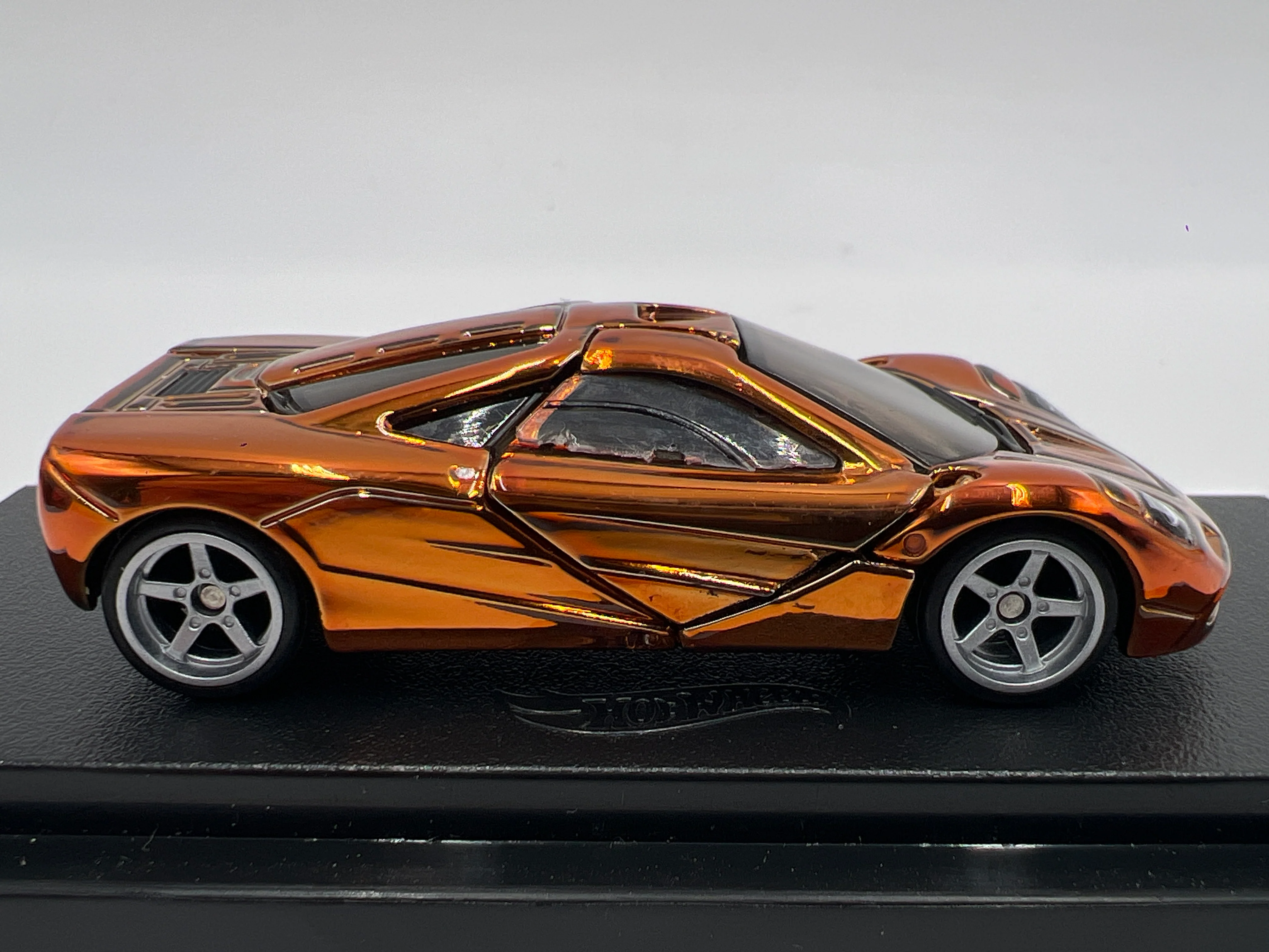 2024 Hot Wheels RLC McLaren F1 Orange - Image 4