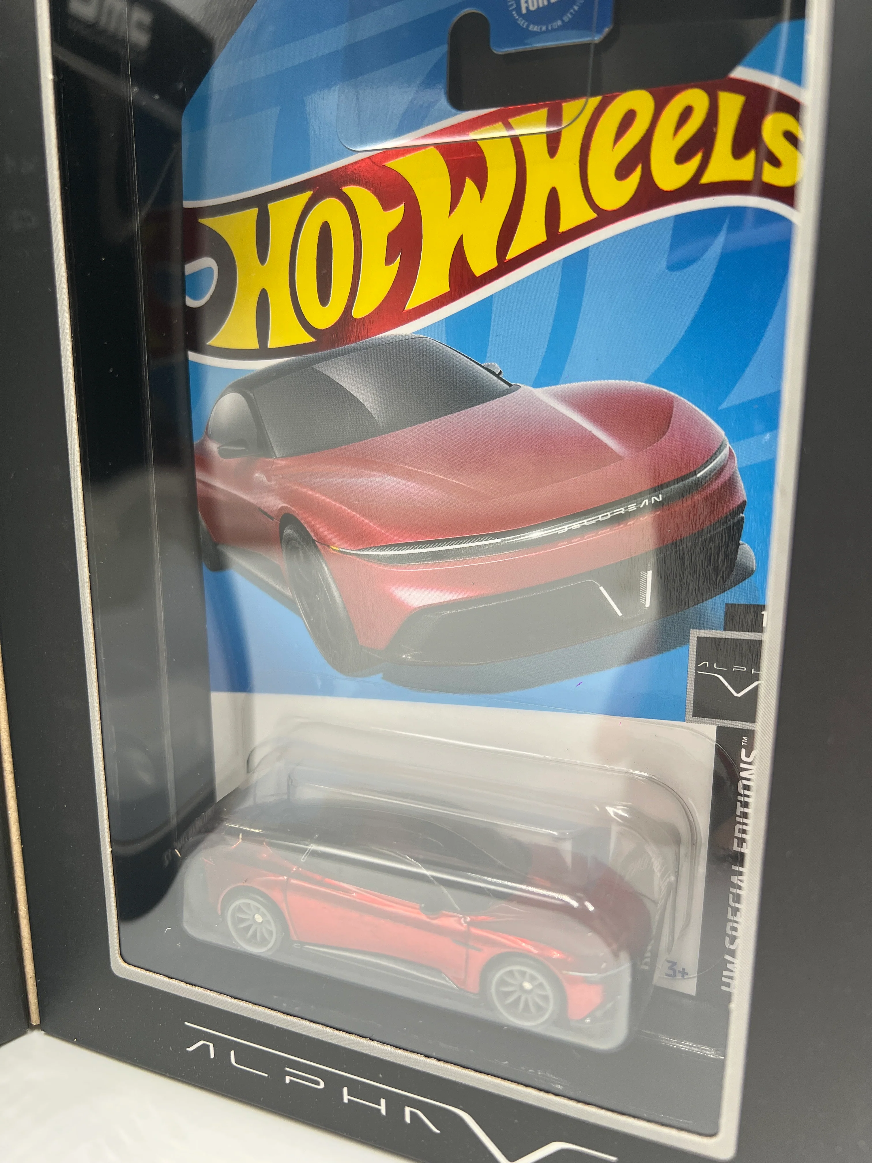 2023 Hot Wheels RLC Delorean DMC-12 Silver & Alpha5 Red Set W/Box - Image 4
