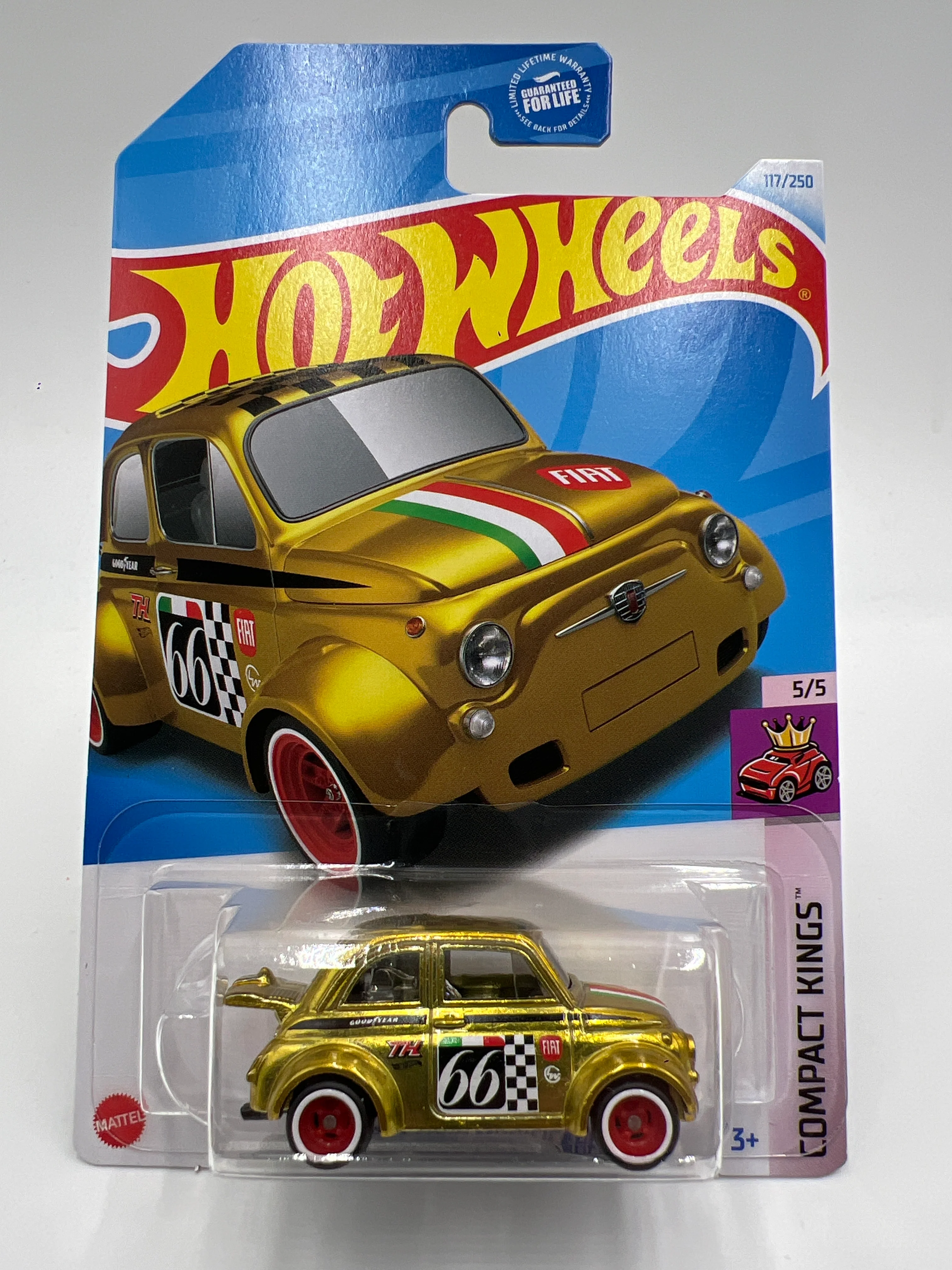 2024 Hot Wheels Super Treasure Hunt #117 60s Fiat 500D Modificado Gold W/Protector #2 - Image 2