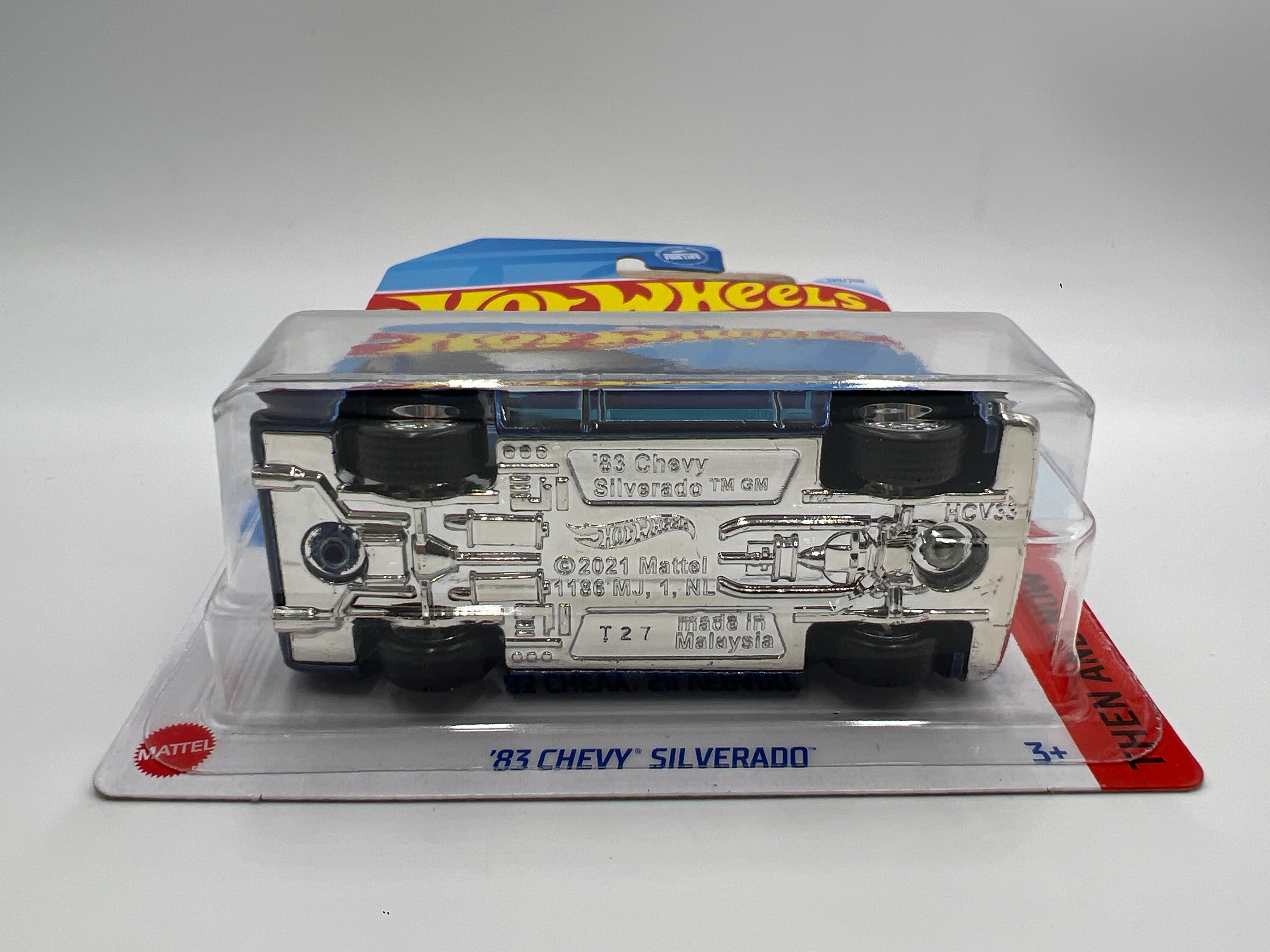 2024 Hot Wheels Super Treasure Hunt #249 83 Chevy Silverado Blue W/Protector - Image 5