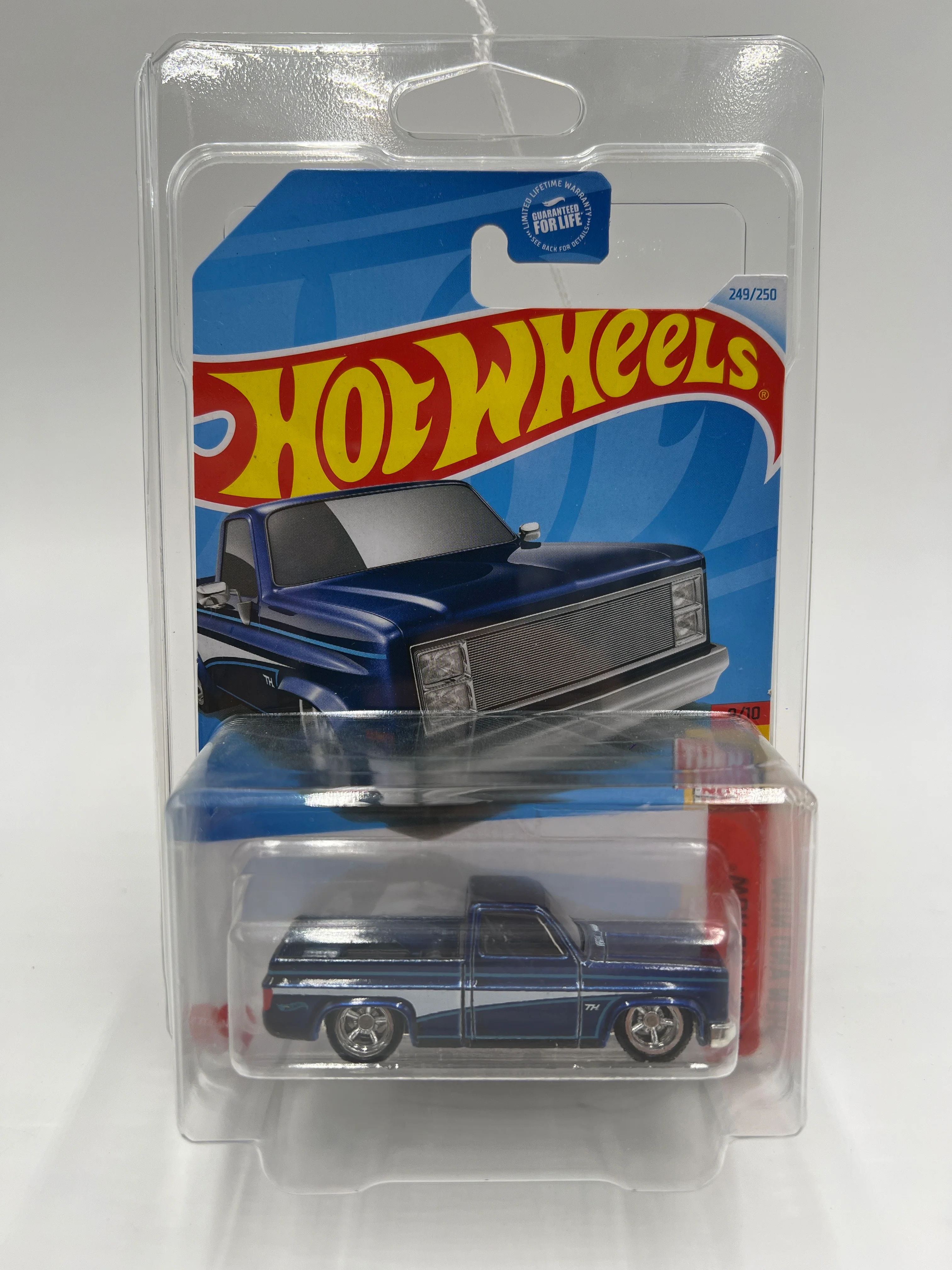 2024 Hot Wheels Super Treasure Hunt #249 83 Chevy Silverado Blue W/Protector - Image 7