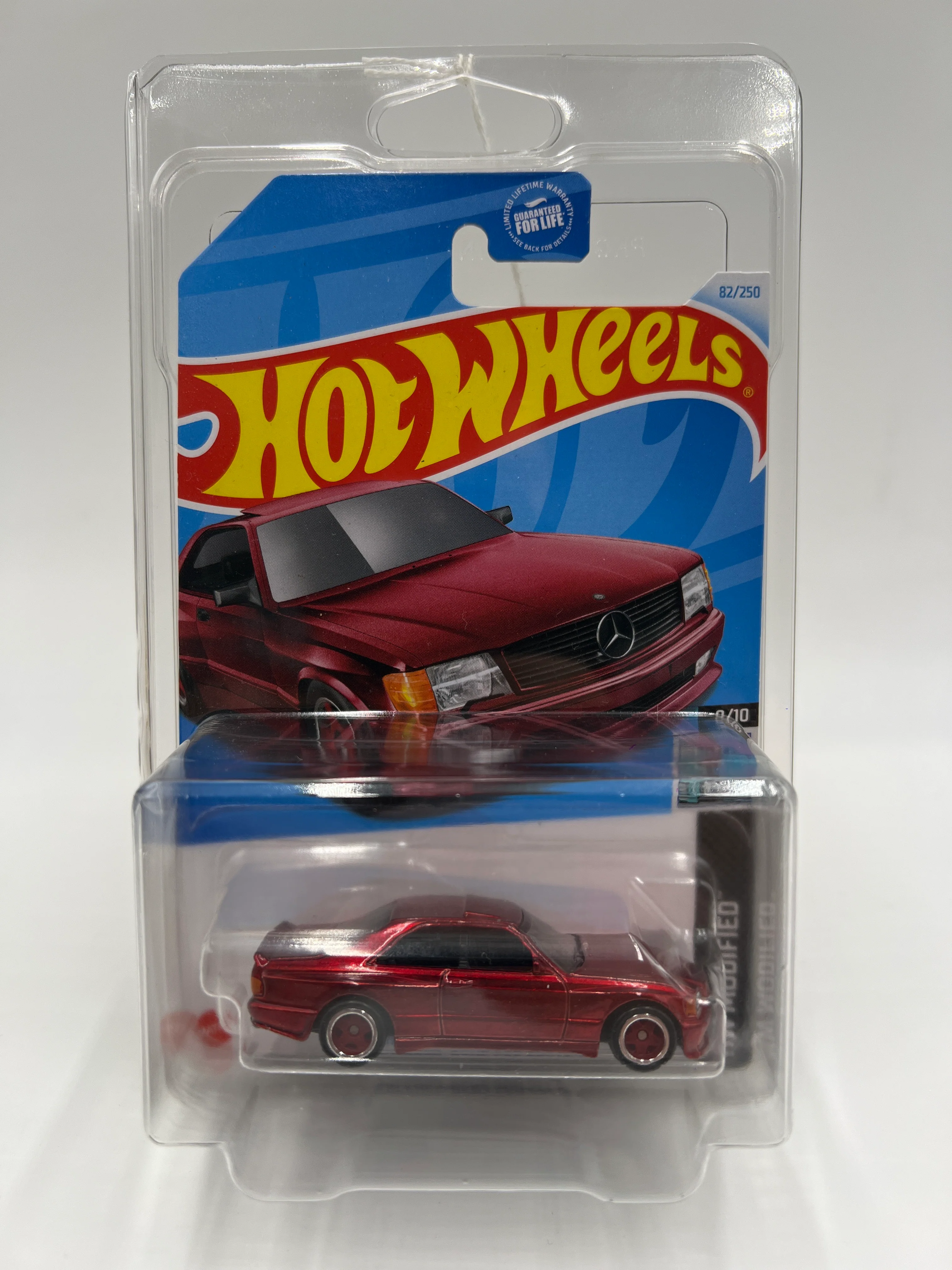 2024 Hot Wheels Super Treasure Hunt #82 89 Mercedes-Benz 560 SEC AMG Red W/Protector - Image 7