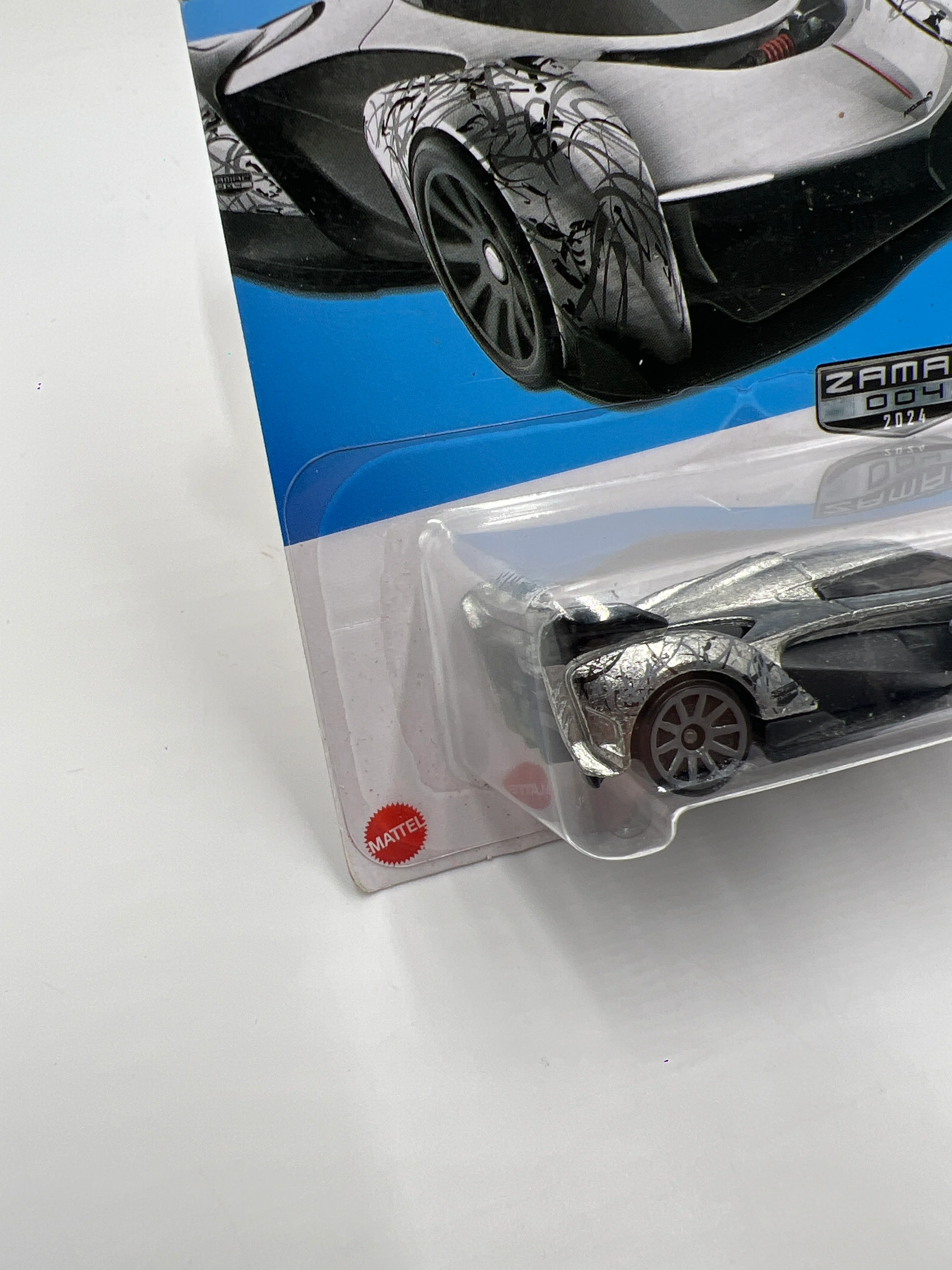 2024 Hot Wheels Walmart Exclusive Zamac 4 #70 McLaren Solus GT 146E - Image 4