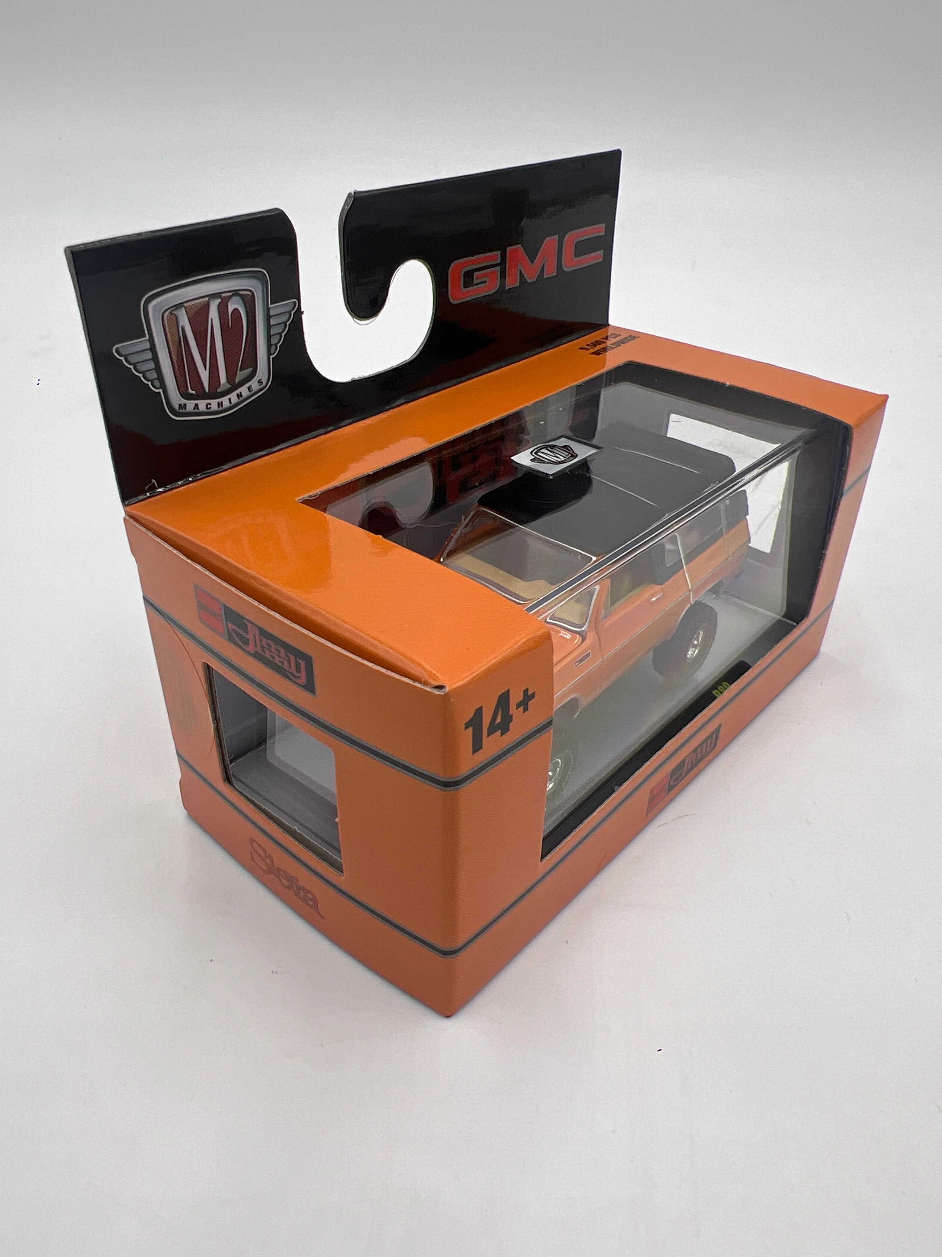 2024 M2 Machines 1973 GMC Jimmy Sierra 4x4 R89 - Image 5