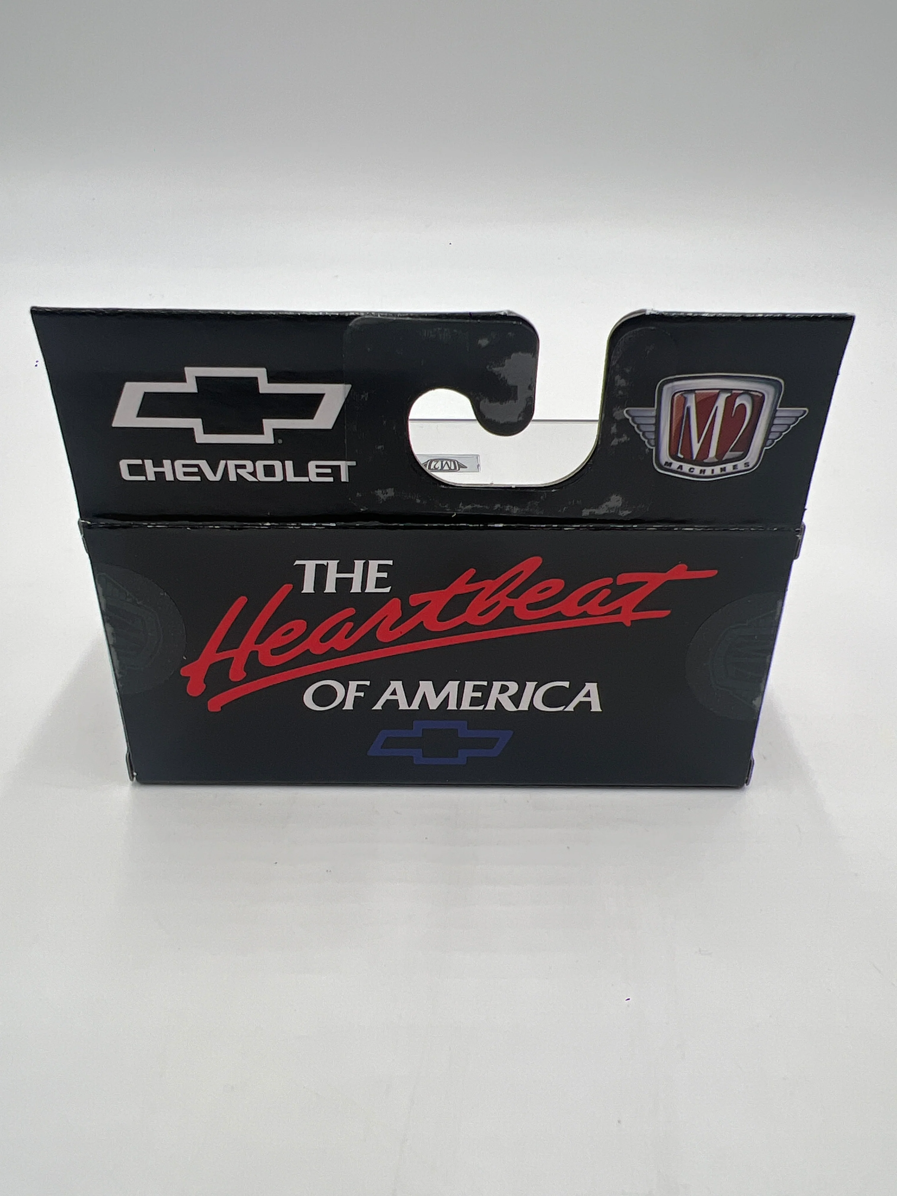 2024 M2 Machines 1992 Chevrolet C1500 SS 454 R78 - Image 3