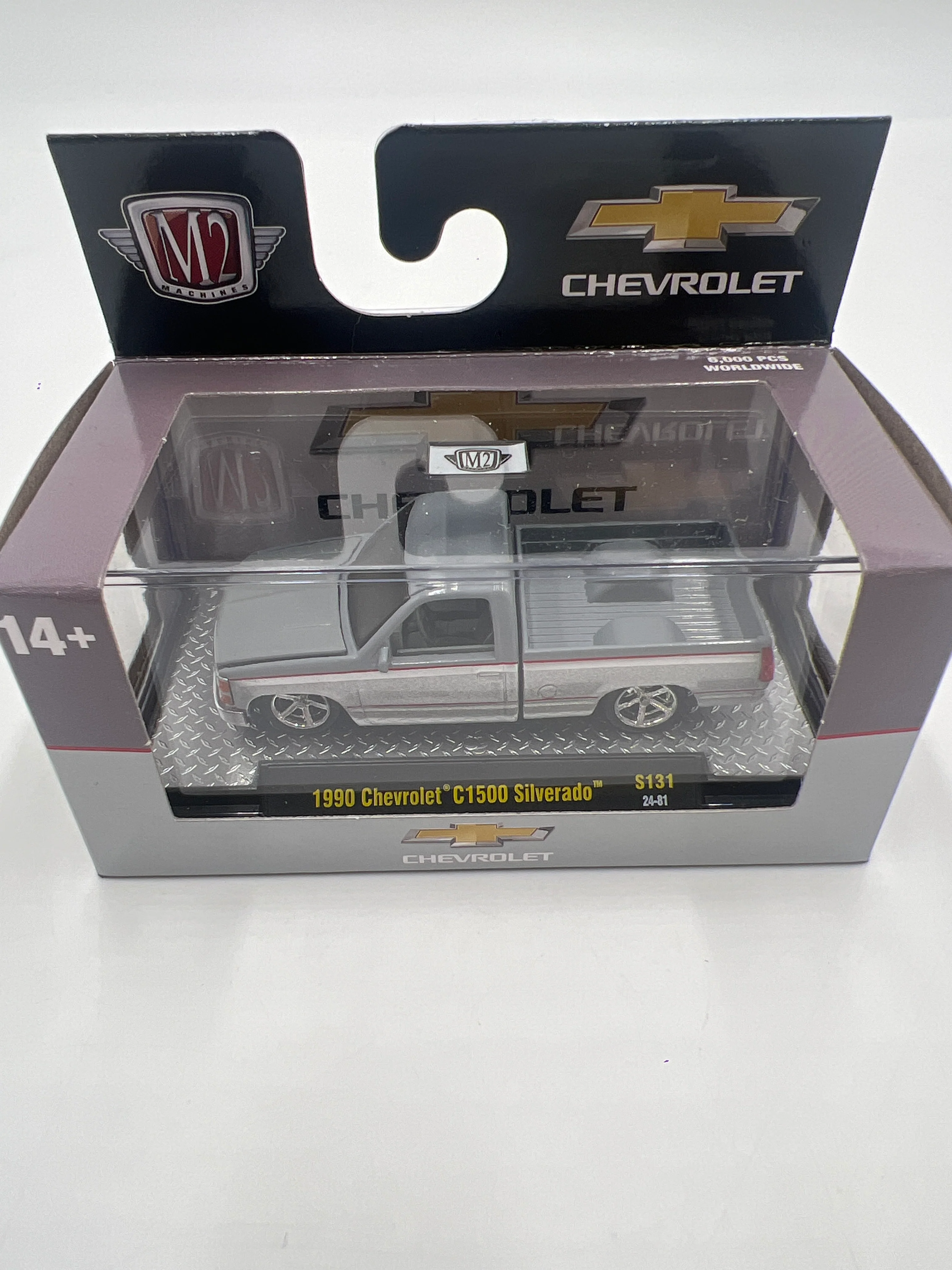 M2 Machines 1990 Chevrolet C1500 Silverado Silver S131 - Image 2