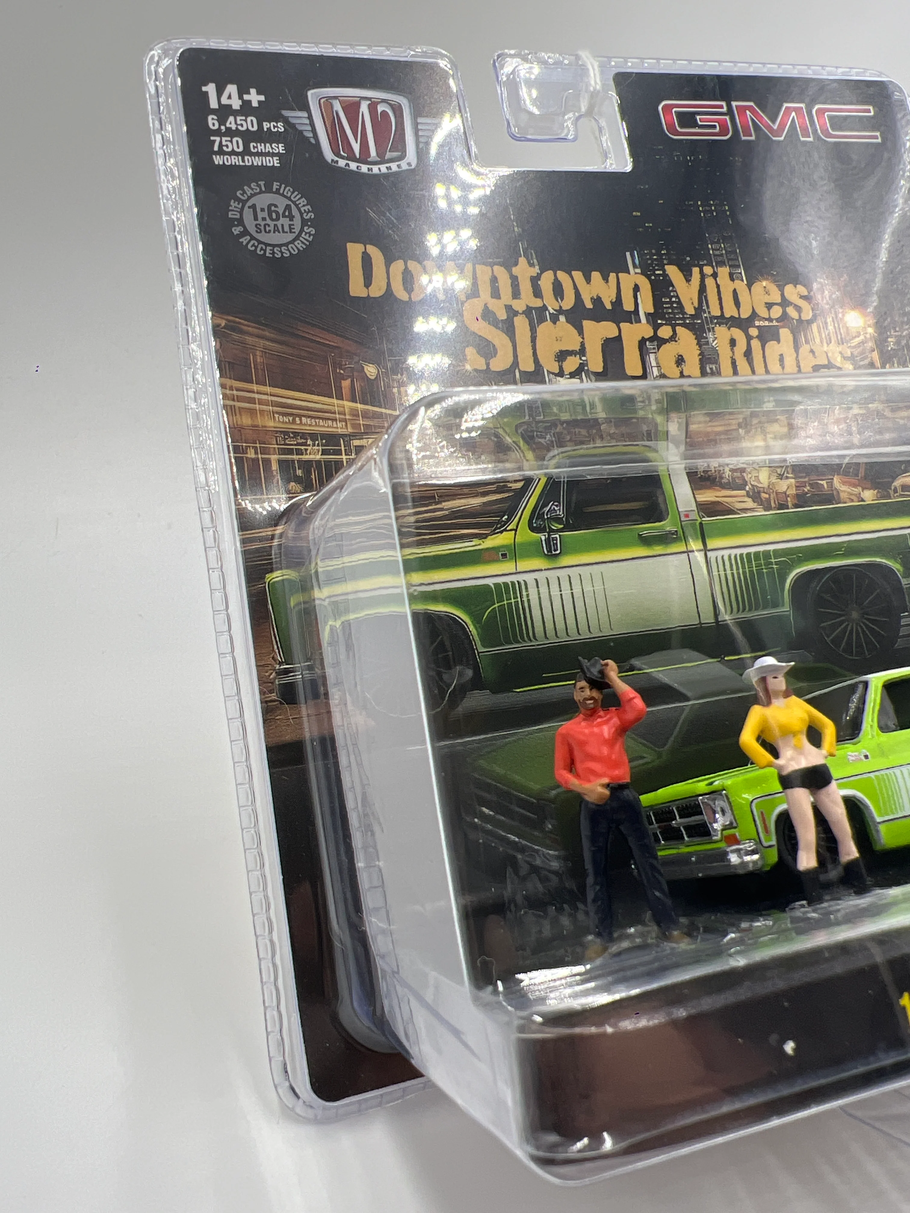 M2 Machines Diorama Downtown Vibes Sierra Rides 1976 GMC Sierra Grande 15 SS02 Green R11 198F - Image 5