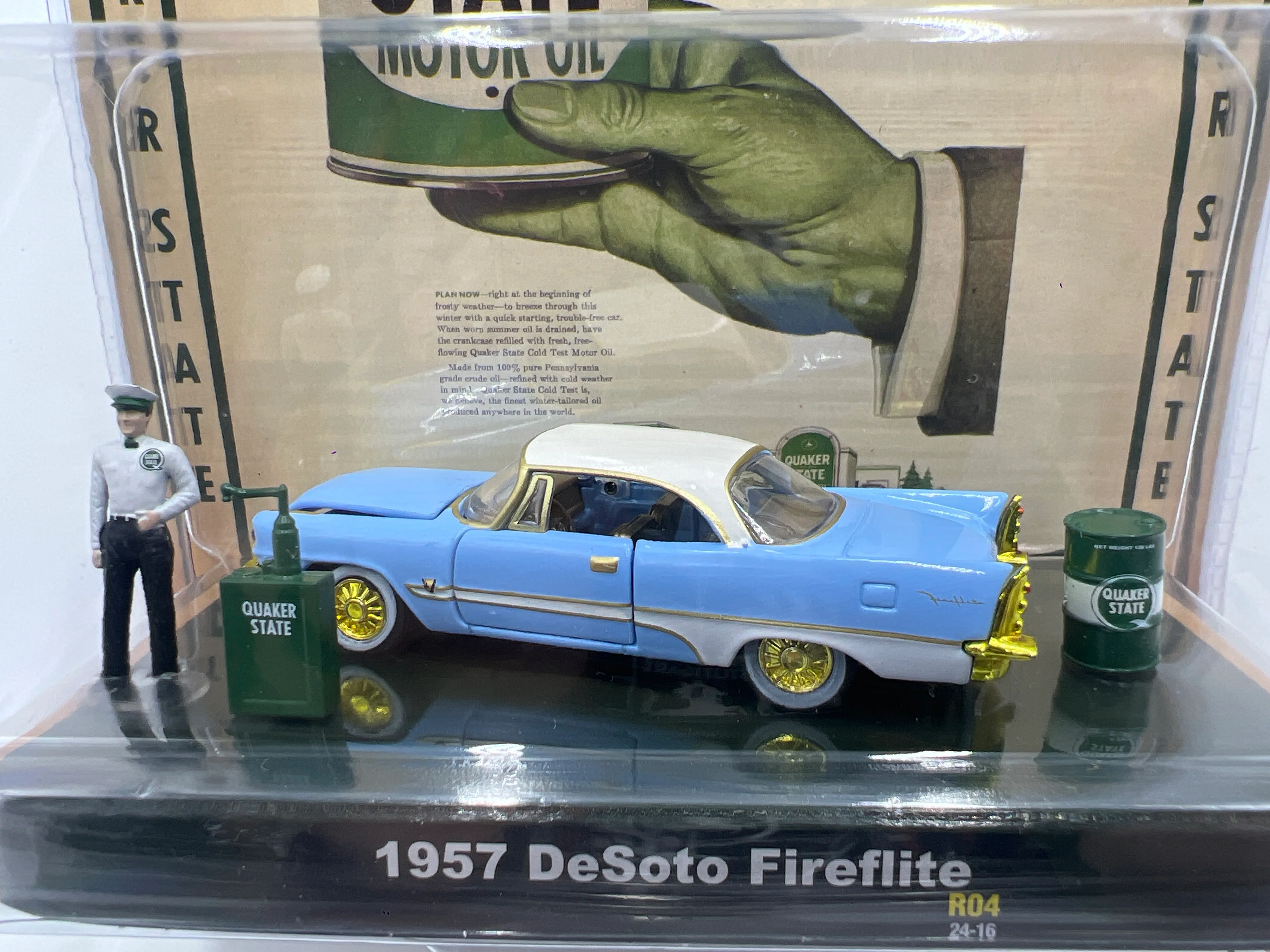 2024 M2 Machines Diorama R04 1957 DeSoto Fireflite Light Blue CHASE - Image 3