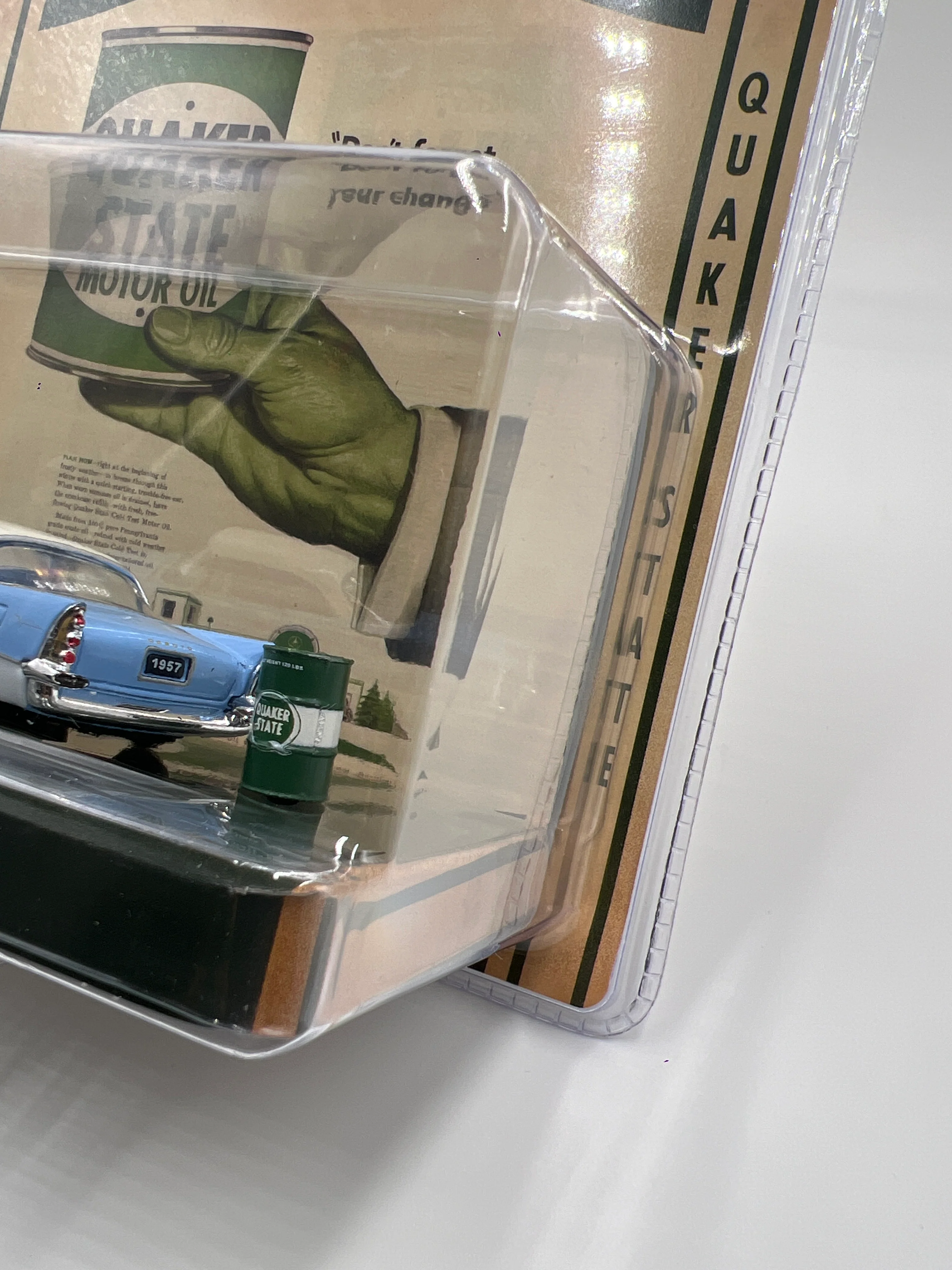 2024 M2 Machines Diorama 1957 DeSoto Fireflite Light Blue R04 - Image 4