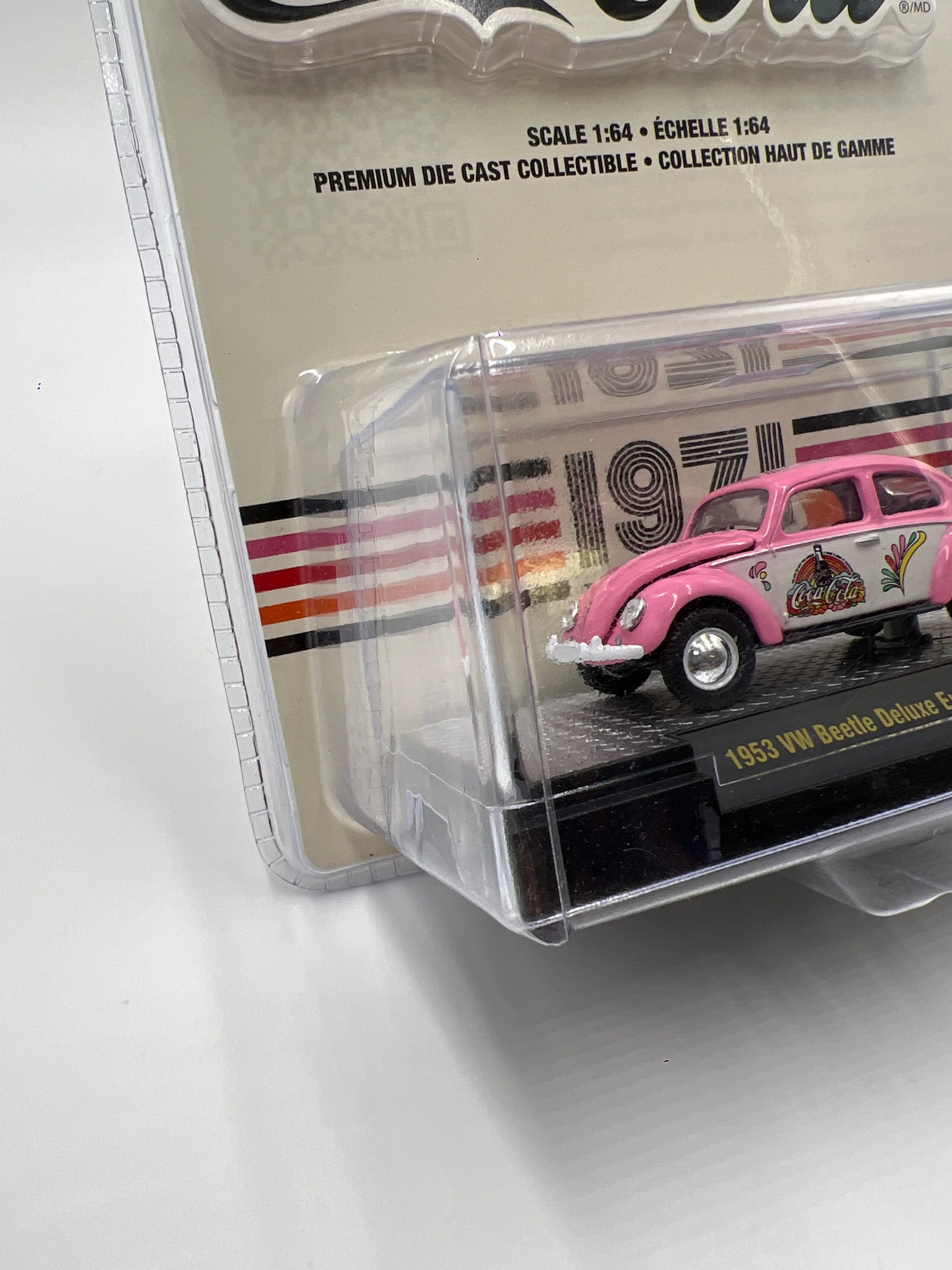 2024 M2 Machines Coca Cola 1971 Unity Collection UNTY01 1953 VW Beetle Deluxe European Model Pink 200C - Image 5