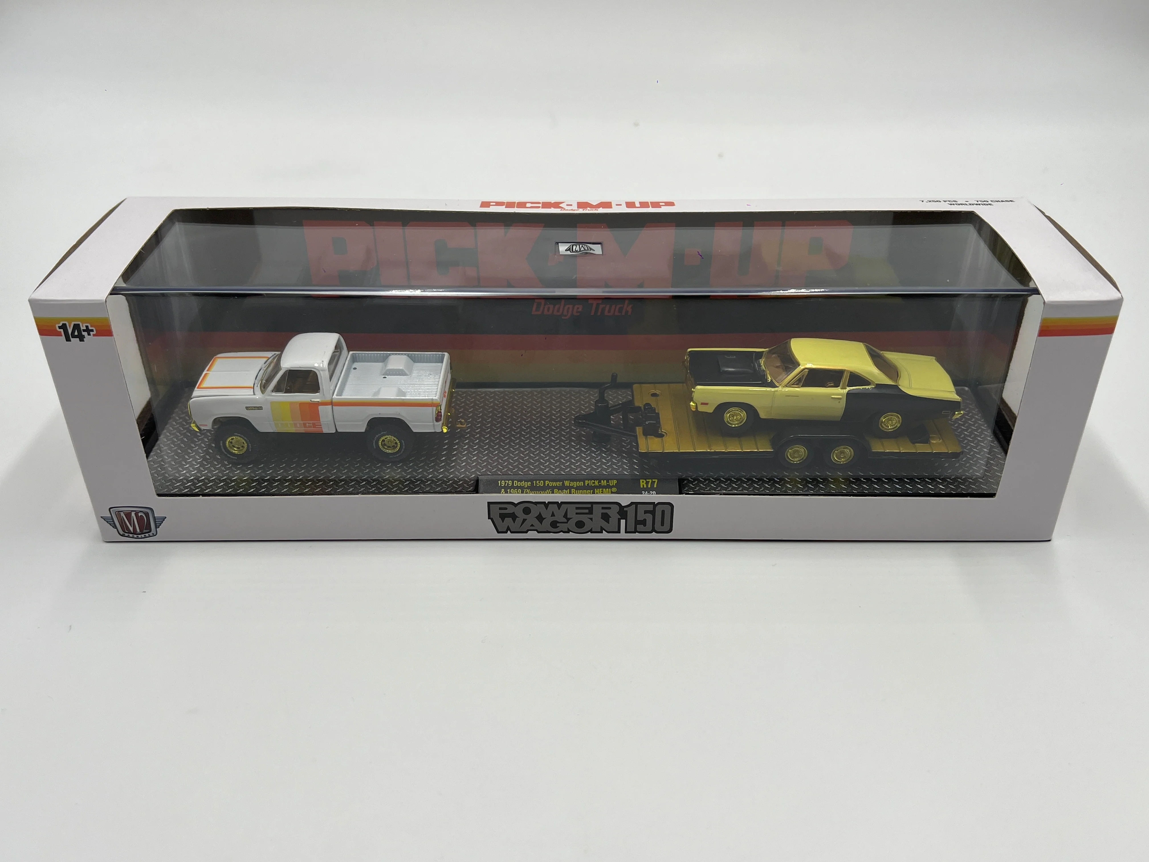 2024 M2 Machines Pick-M-Up Hauler 1979 Dodge 150 Power Wagon Pick-M-Up & 1969 Plymouth Road Runner Hemi R77 CHASE - Image 2