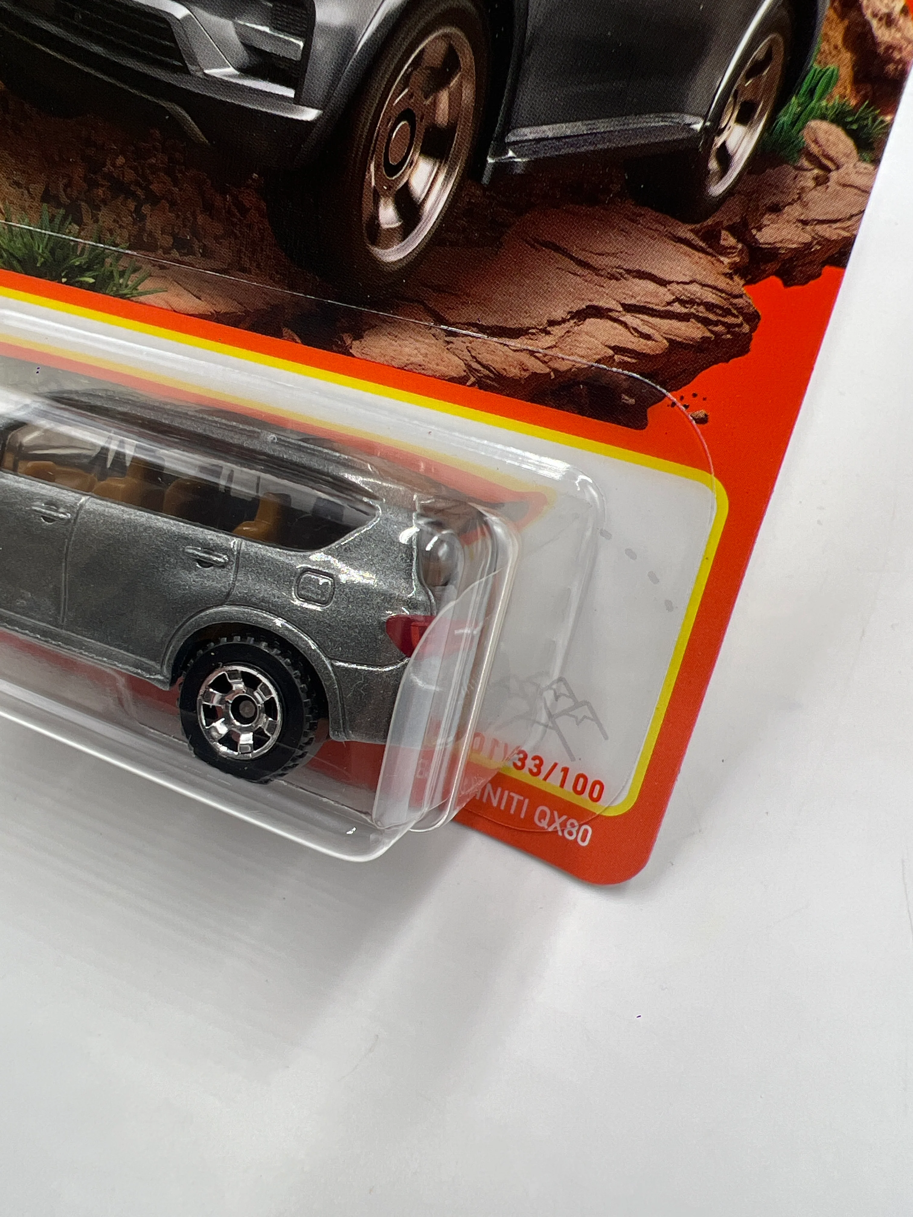 2024 Matchbox #33 2022 Infiniti QX80 Gray 212A - Image 4