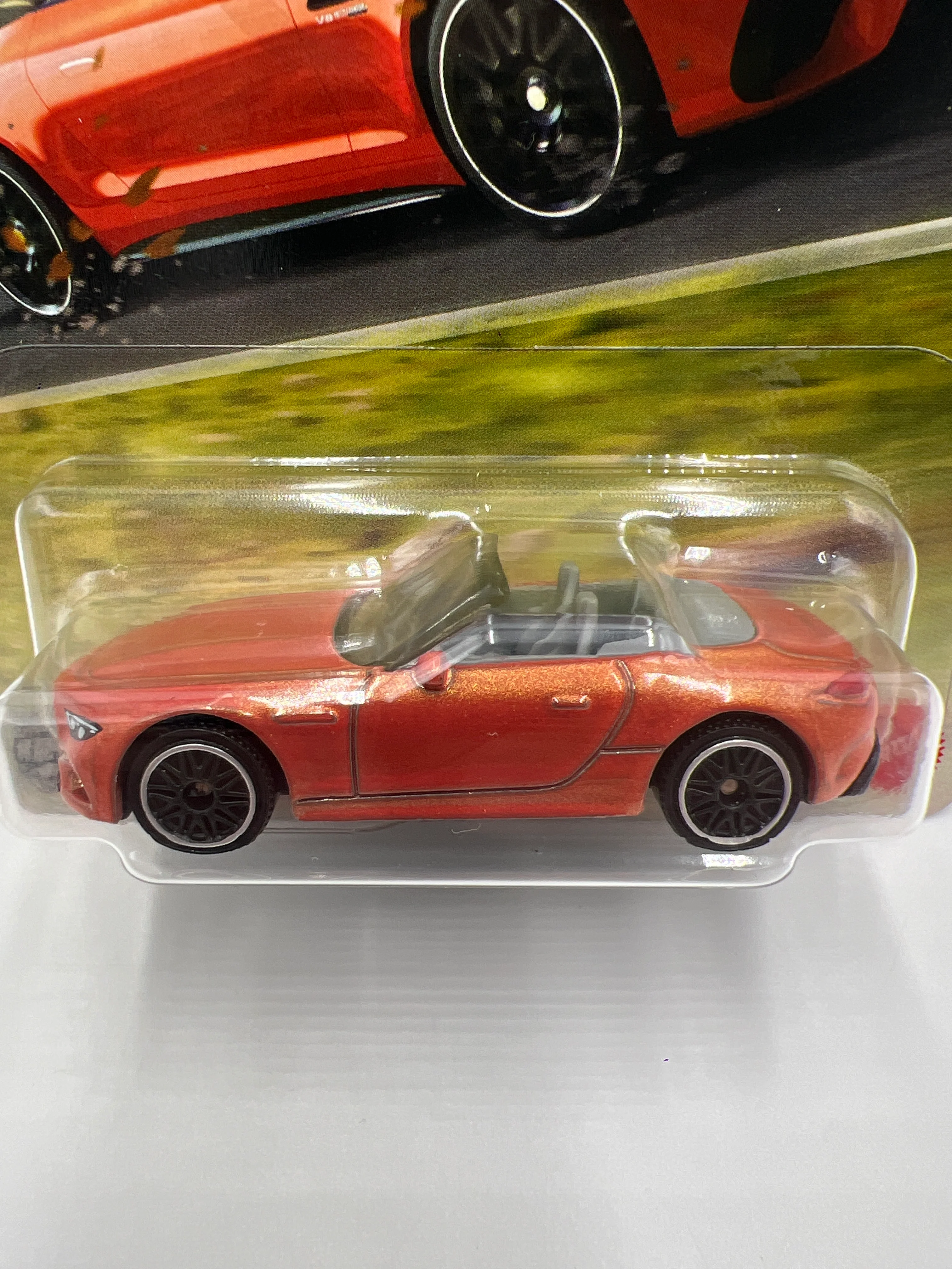 2025 Matchbox #26 Mercedes-AMG SL 63 Orange 216F - Image 2